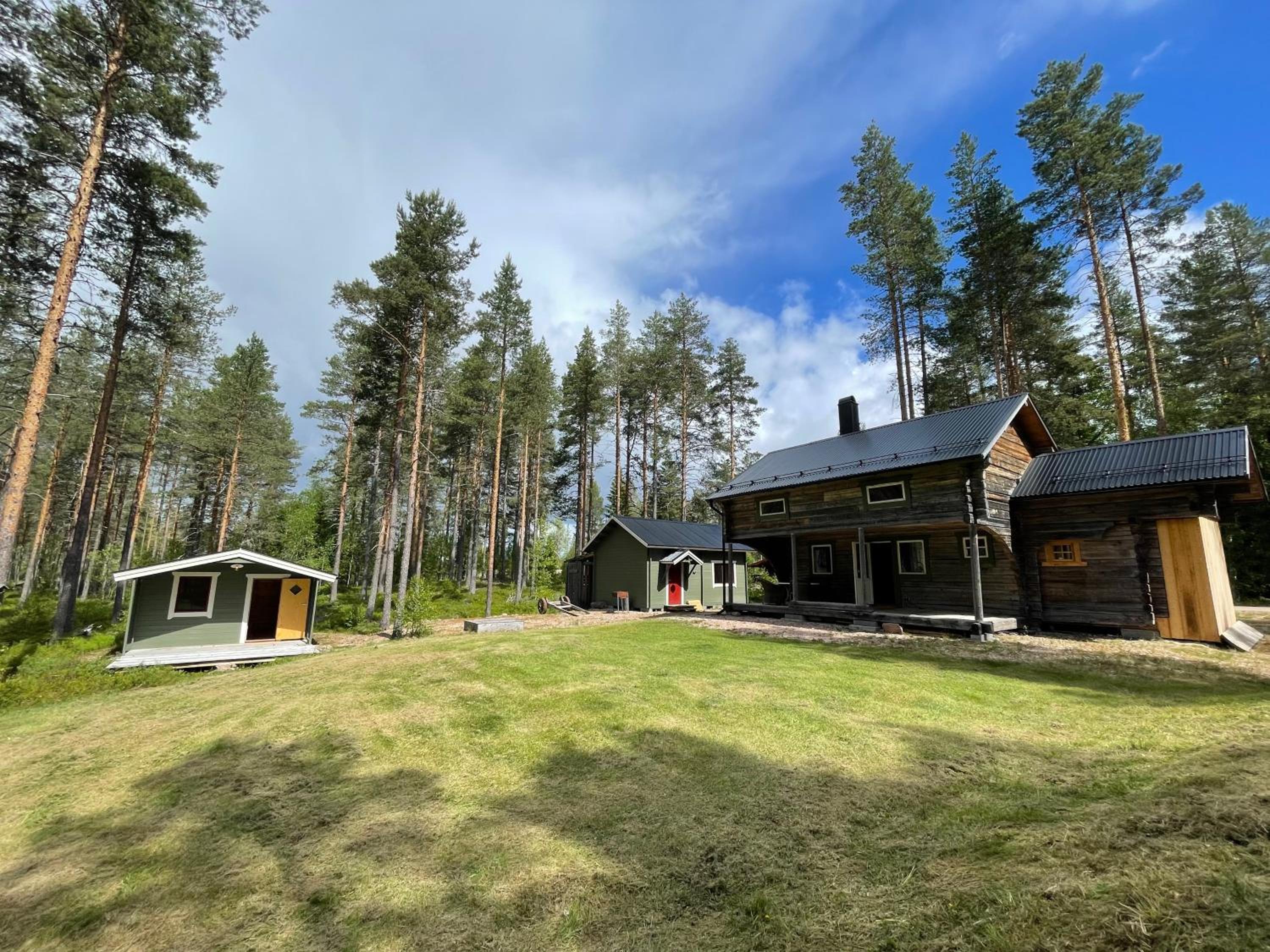 Cabin in the Woods view 5