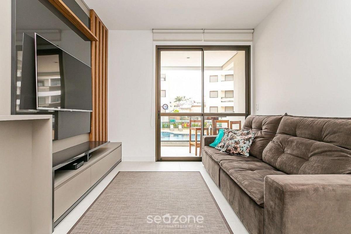 Apartments with pools 200m from the sea Floripa-SC ADC