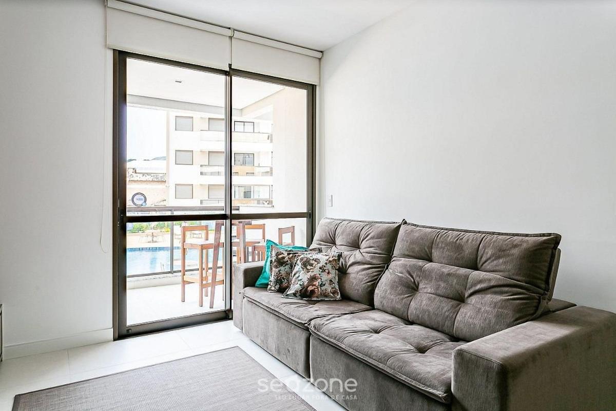Apartments with pools 200m from the sea Floripa-SC ADC