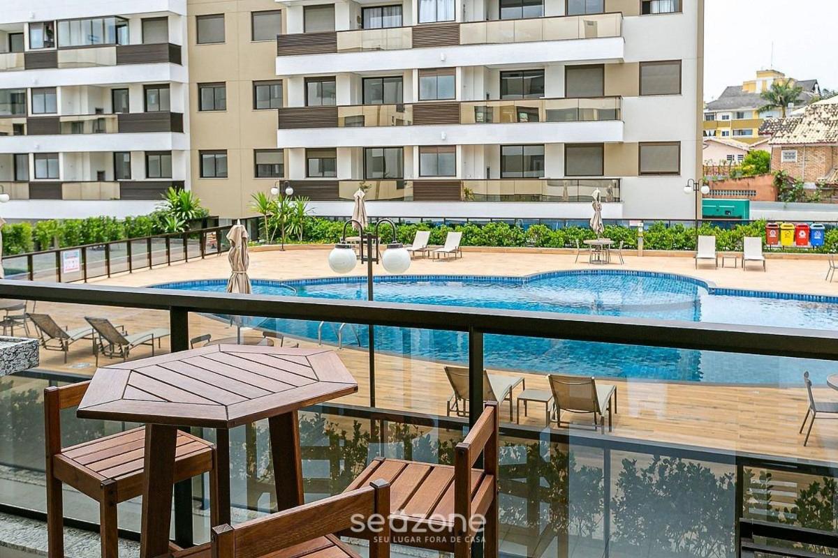 Apartments with pools 200m from the sea Floripa-SC ADC