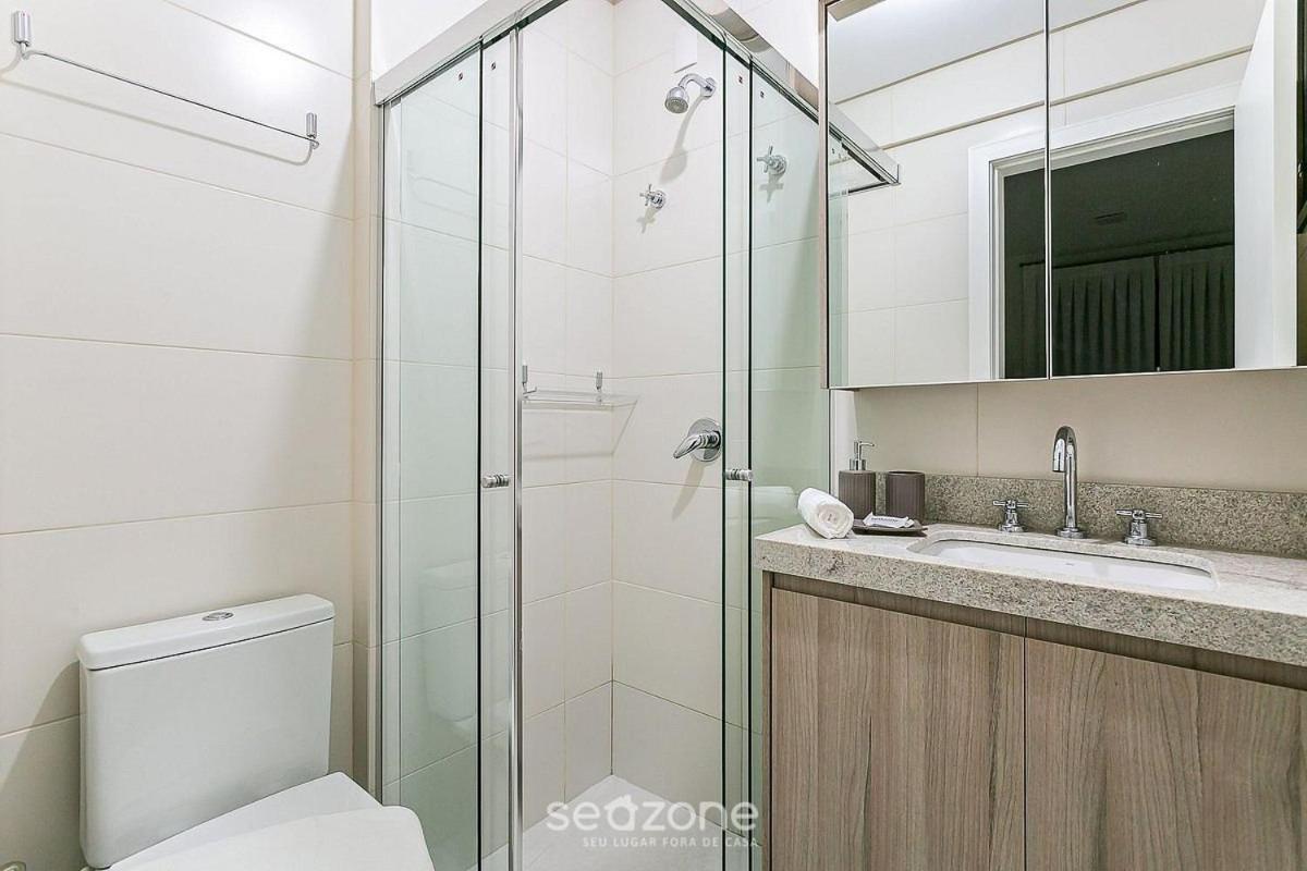 Apartments with pools 200m from the sea Floripa-SC ADC