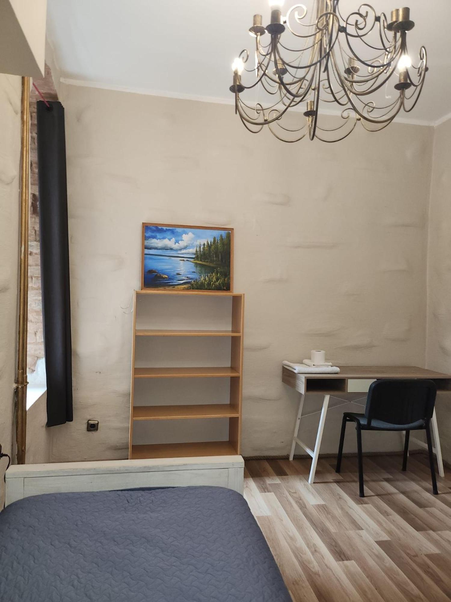Tallinn Old Town Stay - Vintage rooms view 4