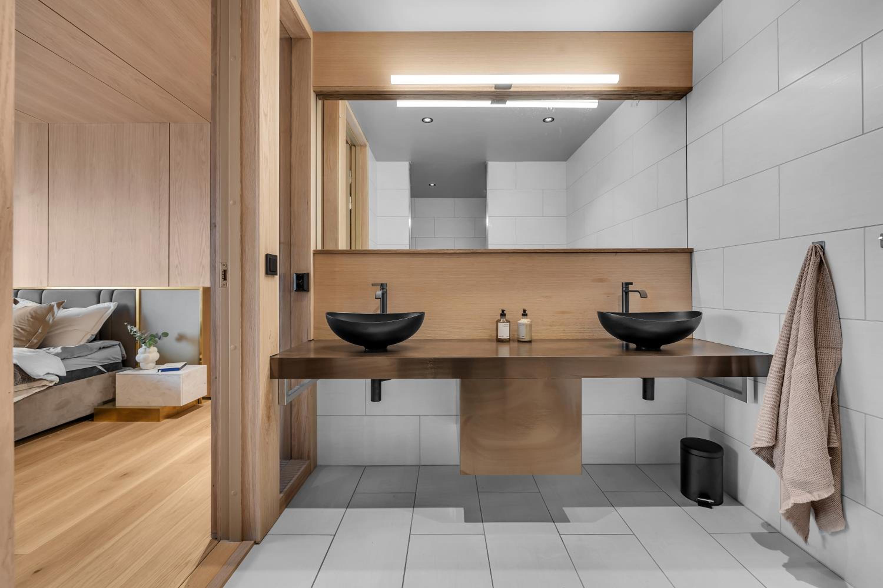 Amundsen Suite