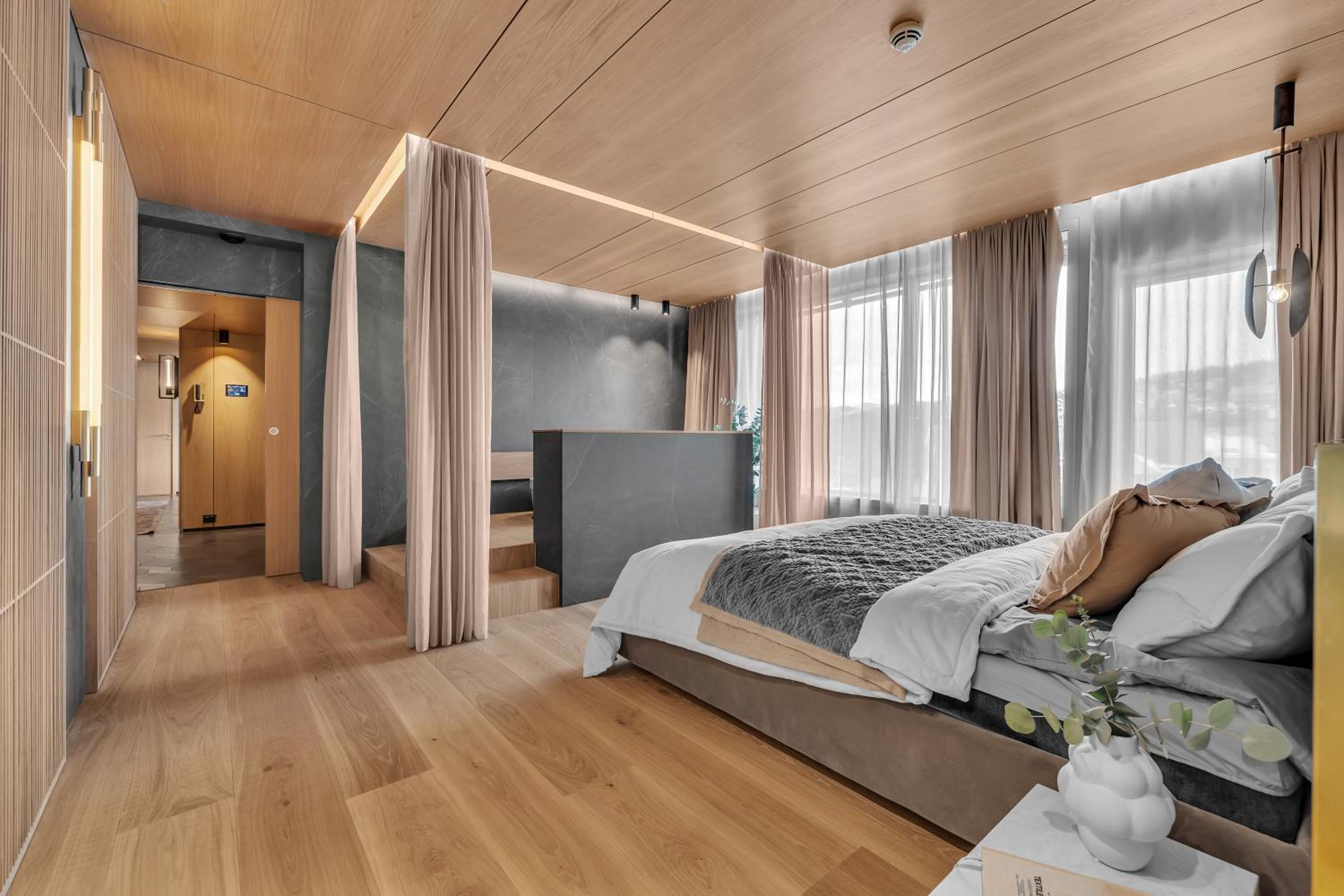 Amundsen Suite