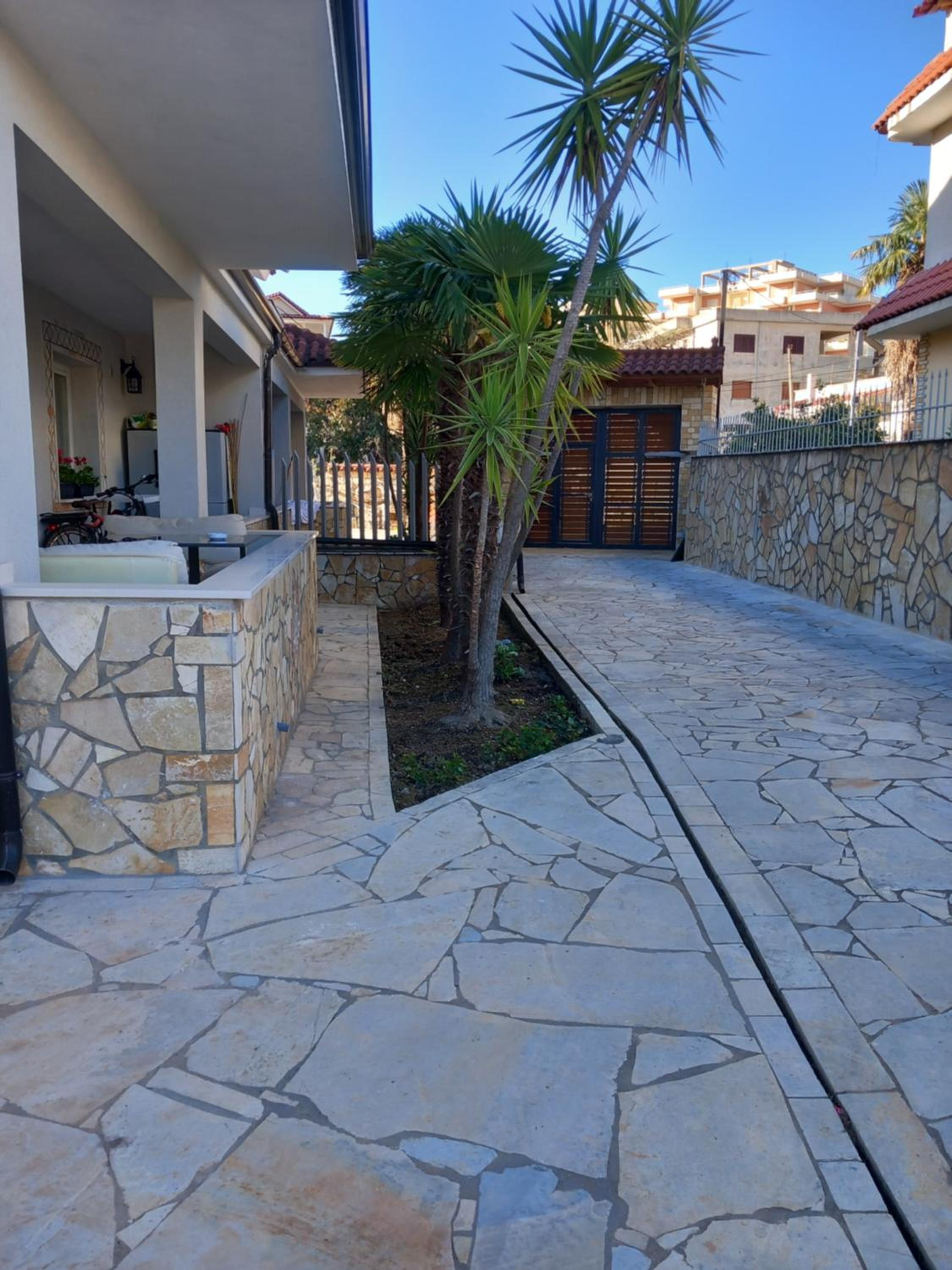 Villa Ida Apartments