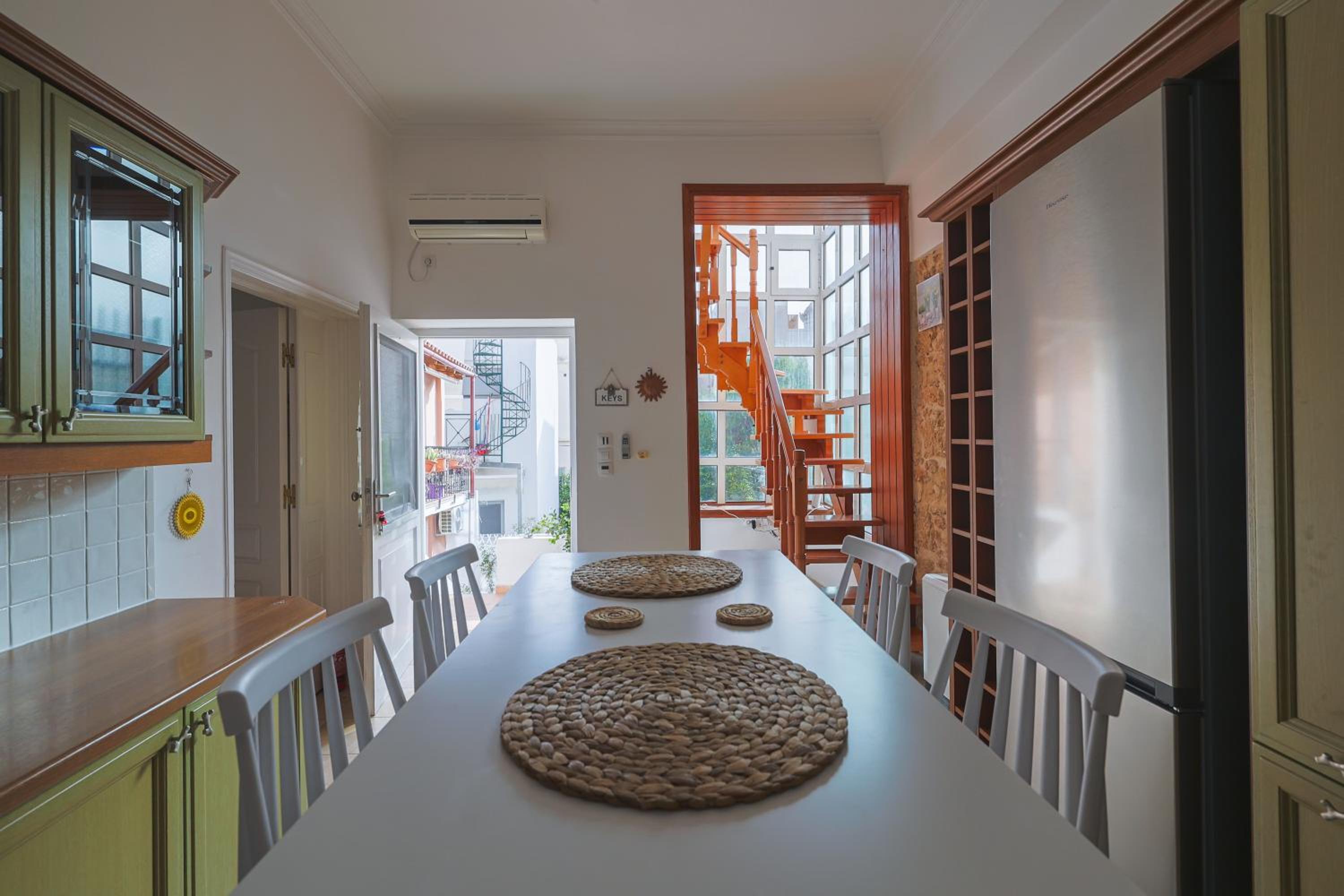 Stenaki - Apartments in Aegina Town view 2