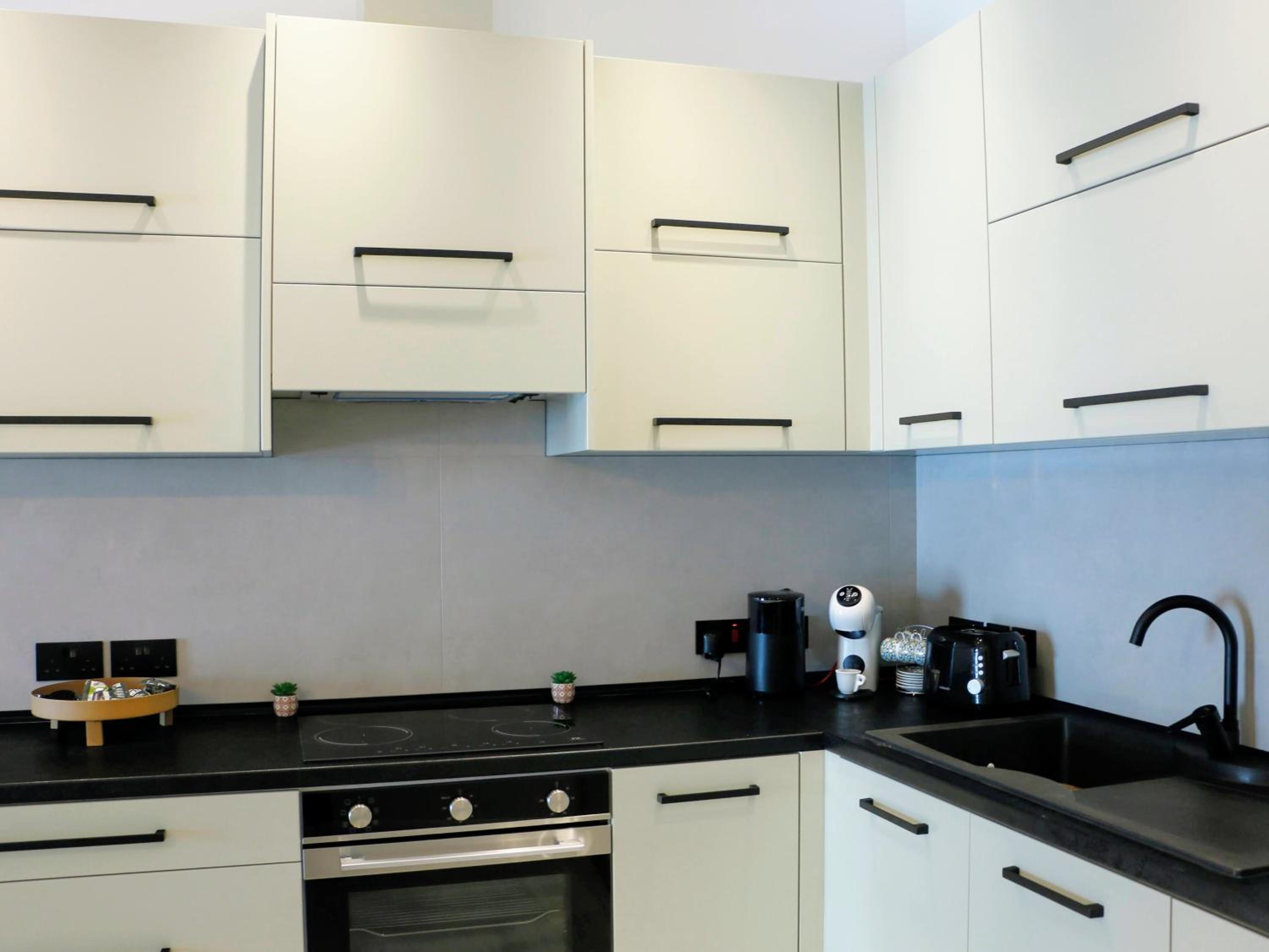 Alpha Apartment