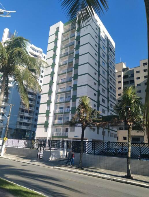 ap pé na areia maré alta