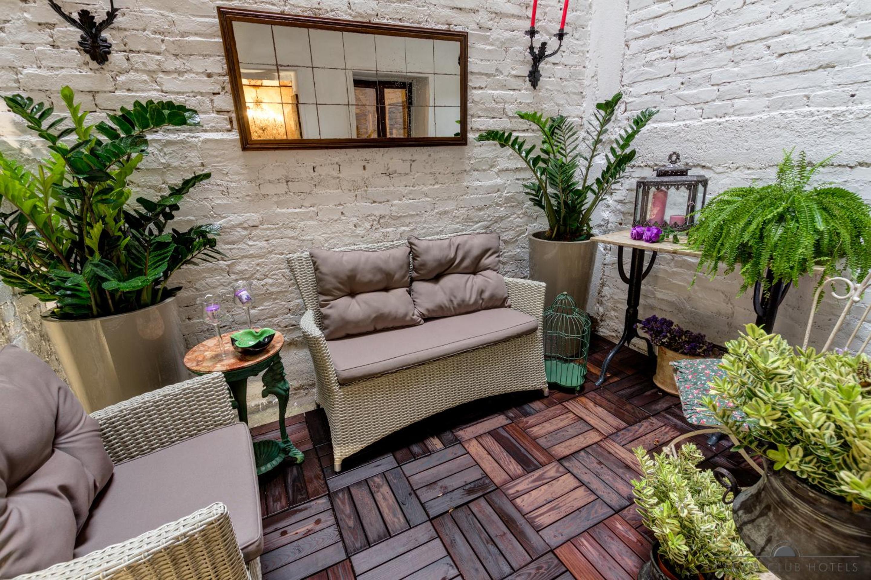 lounge