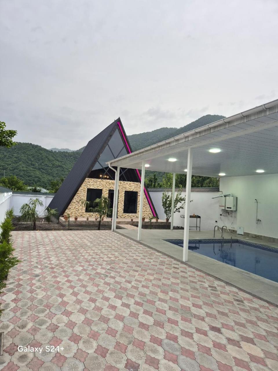 Magnificent Triangular Villa