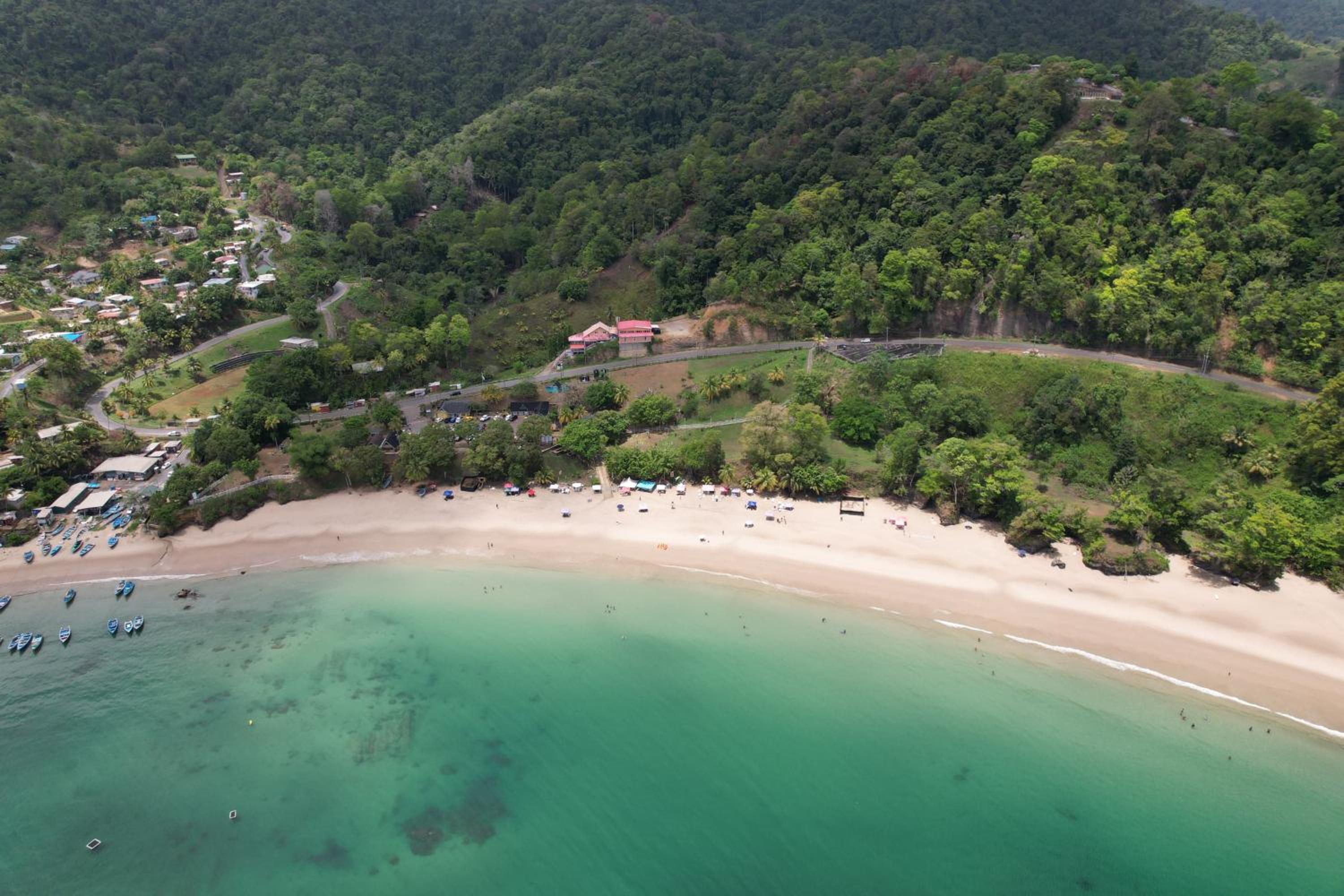 Las Cuevas Beach Lodge