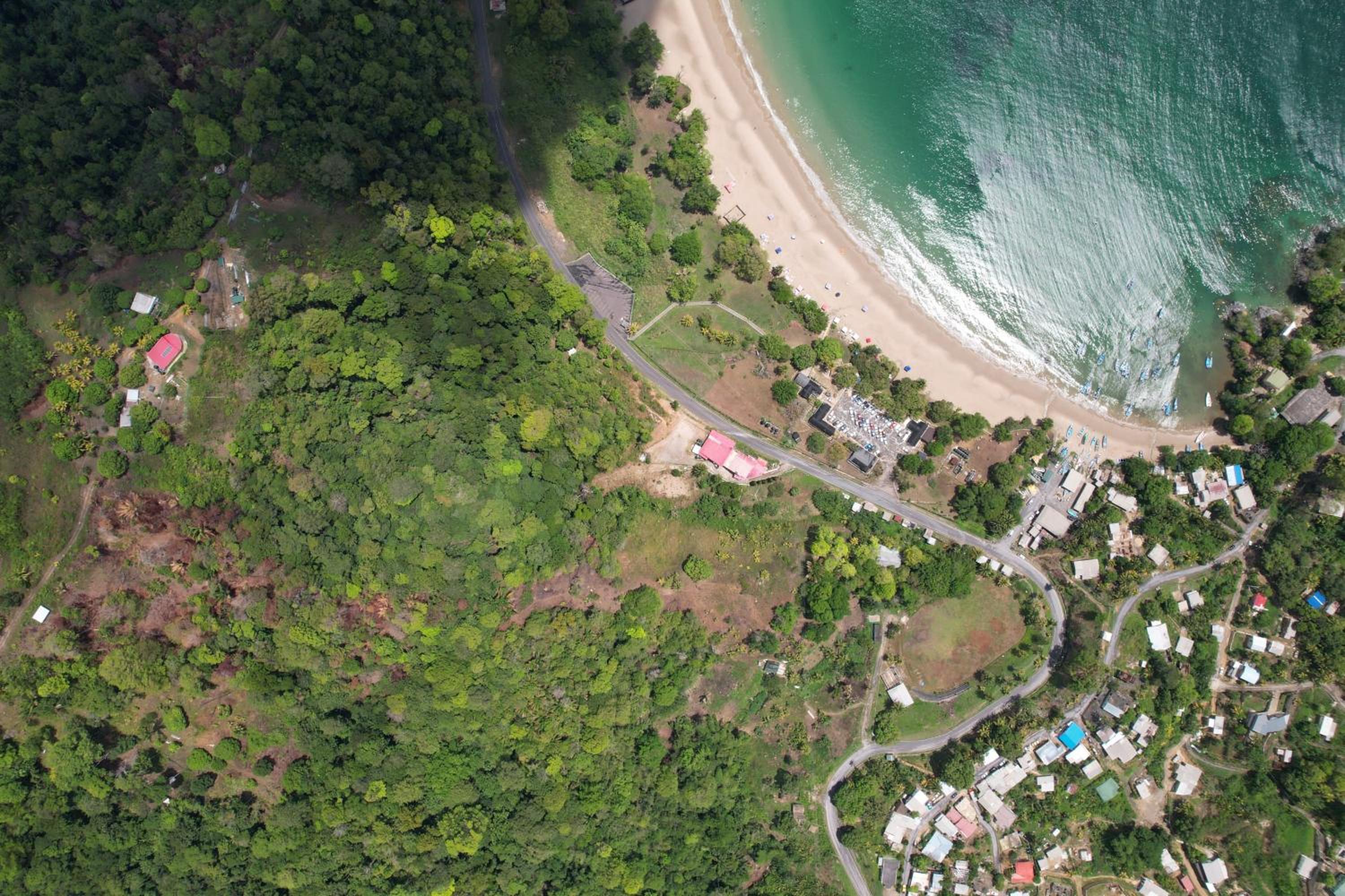Las Cuevas Beach Lodge