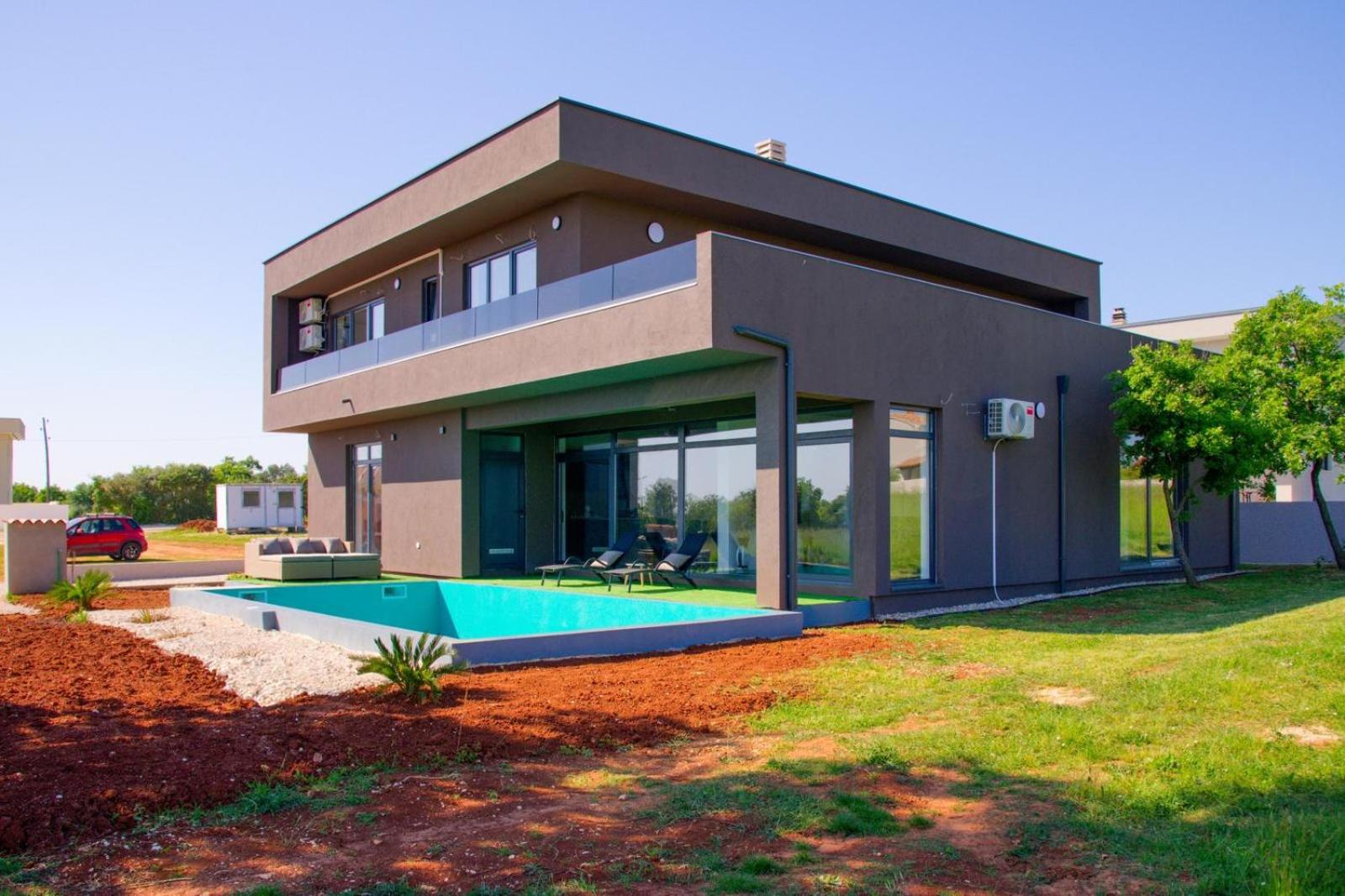 Hotel Villa Luxy Luy