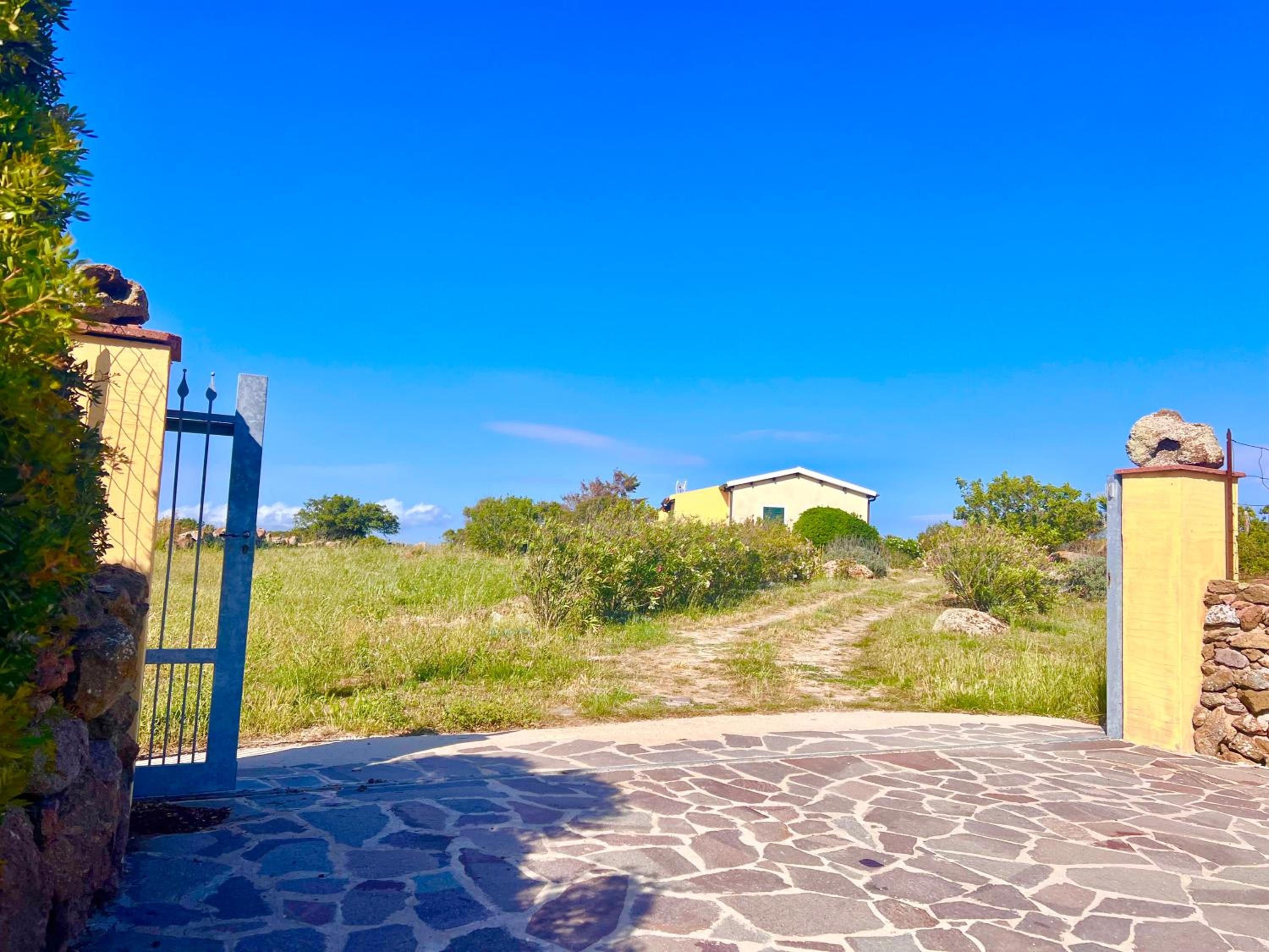 Lo Stazzu - Key to Villas view 4