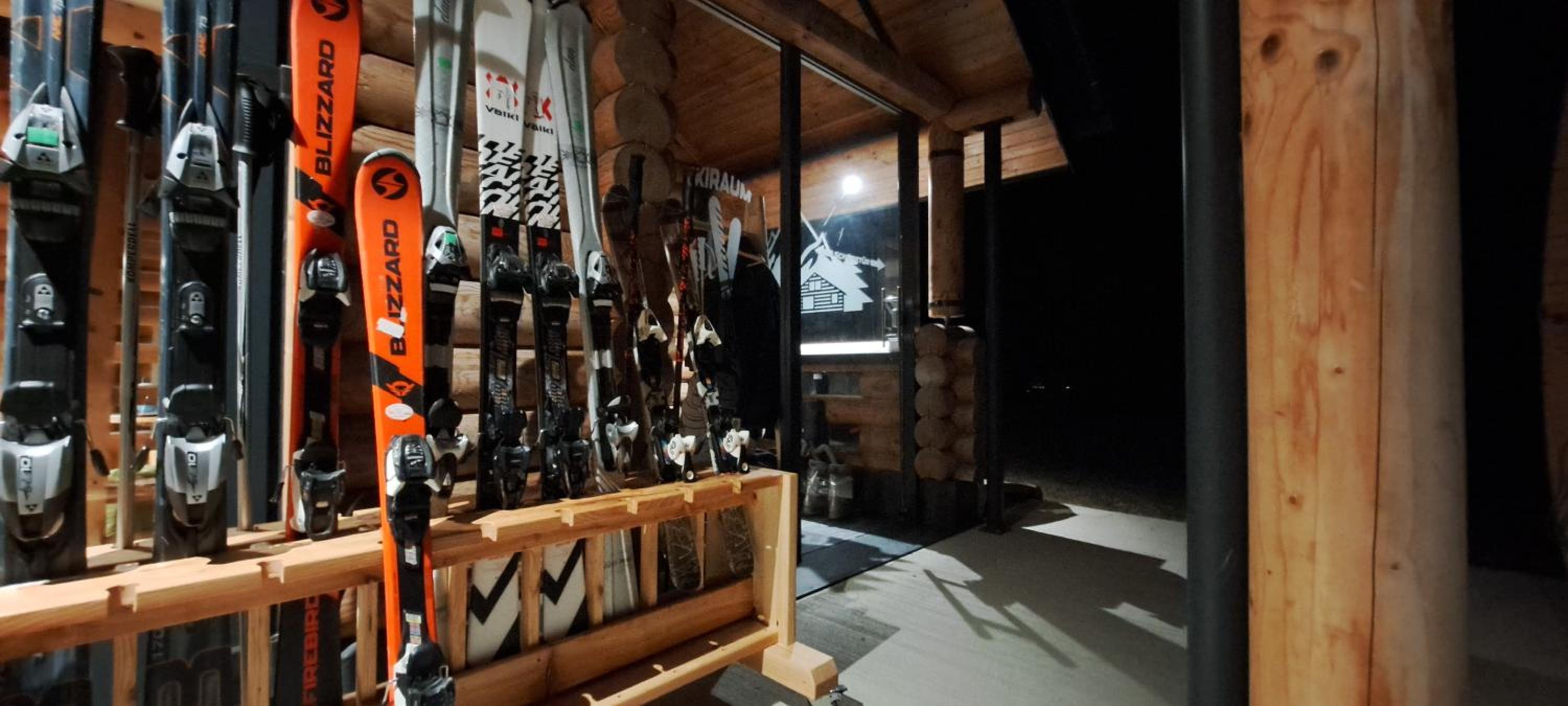 Pur Natur! Wandern und Skifahren - Trahütti Premium Lodges