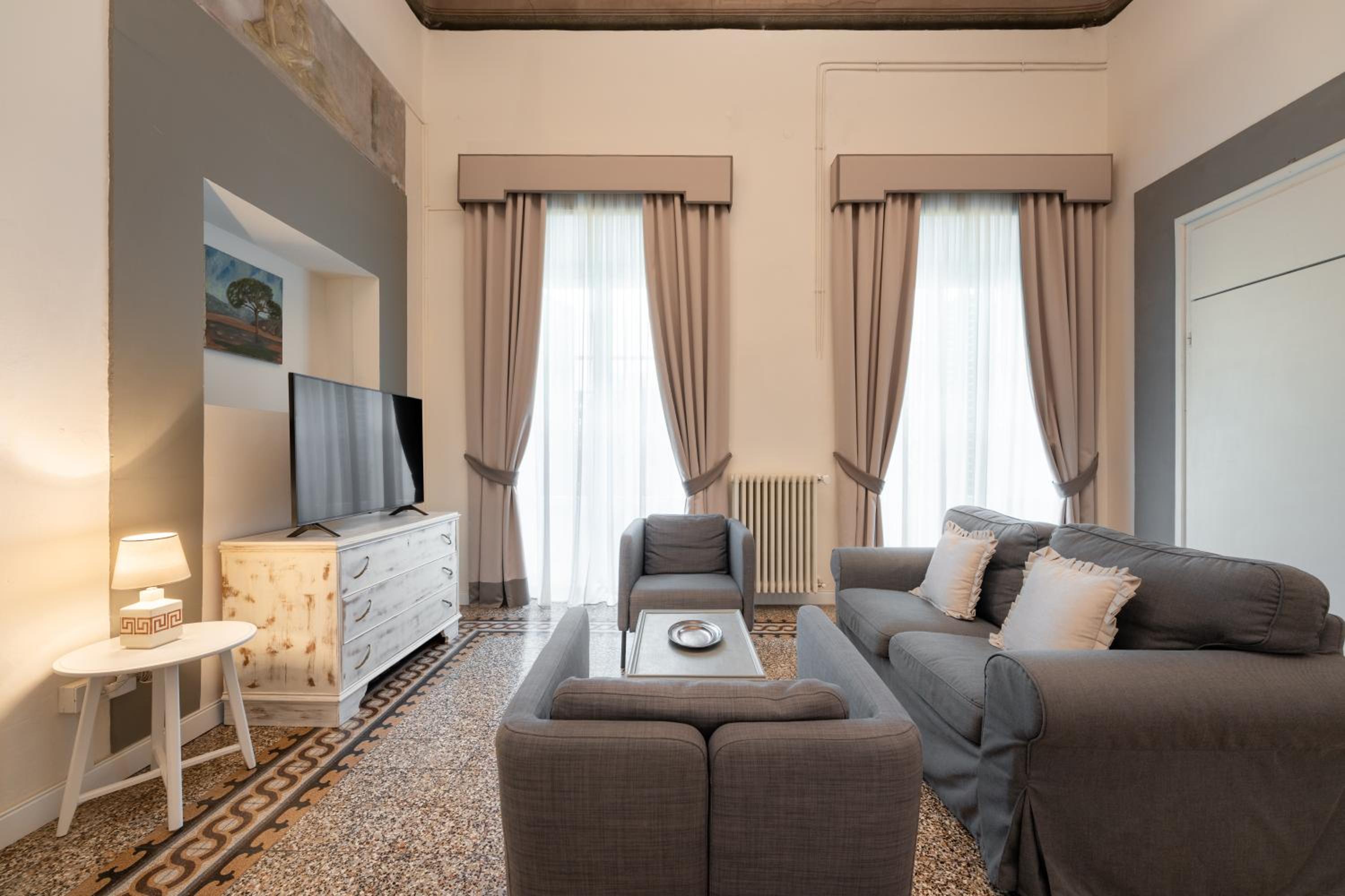 Palazzo D'Ambra Residenza d'Epoca