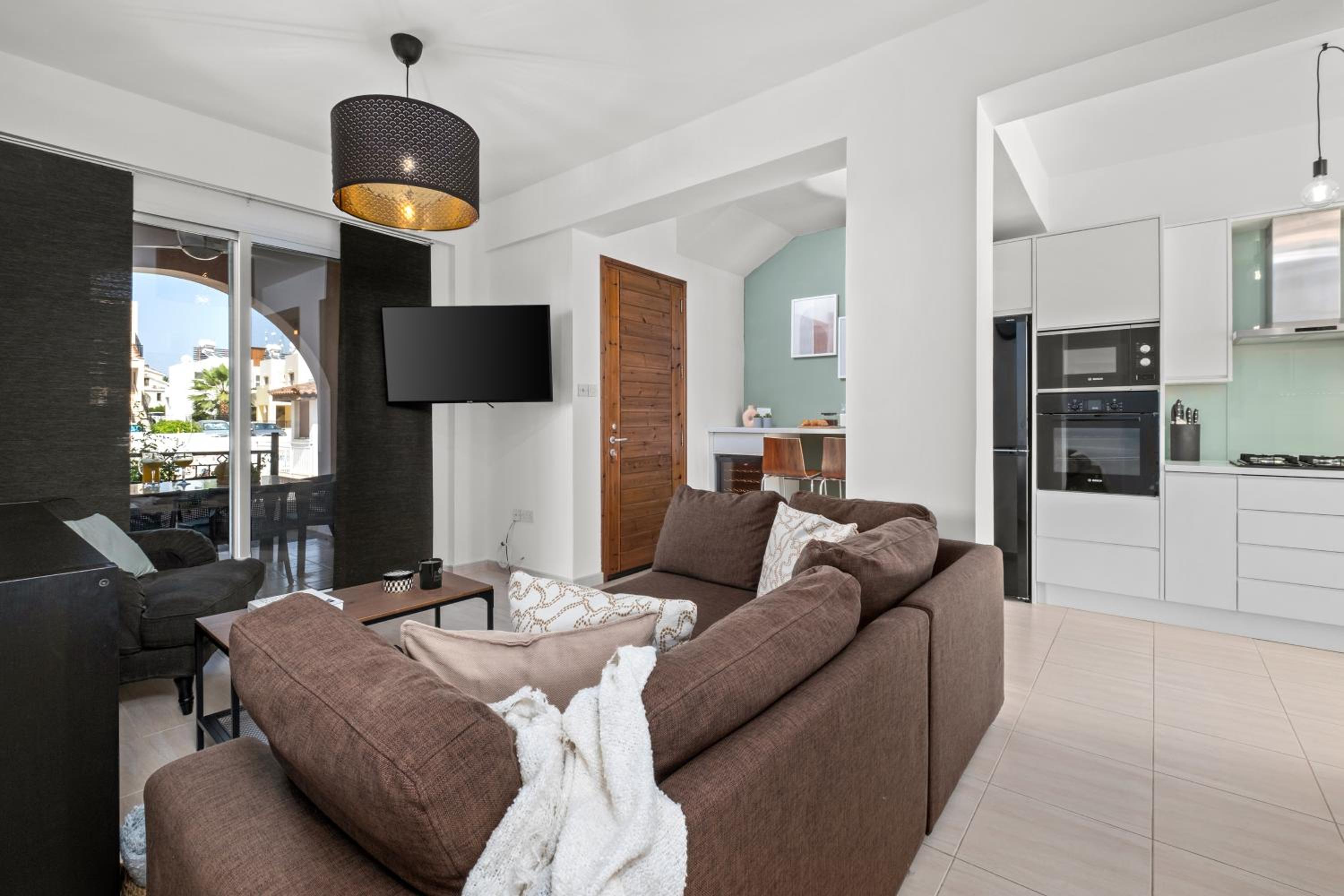 Mint Breeze Residence by Nomads