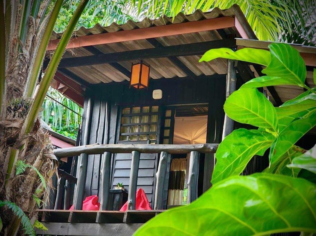 Leaf House Bungalows