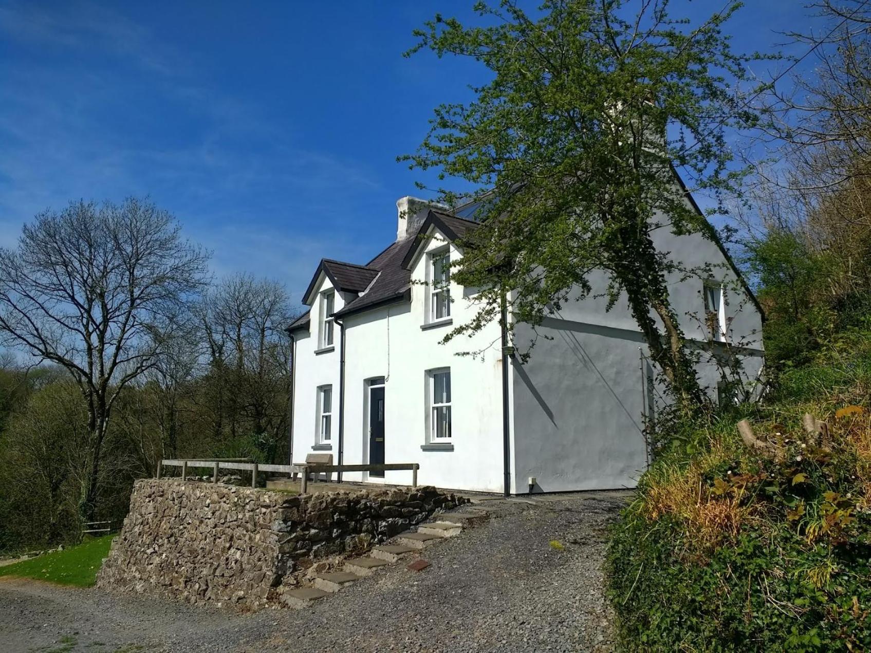 Hotel Farthings Hook Mill Holiday Cottage - Image 1