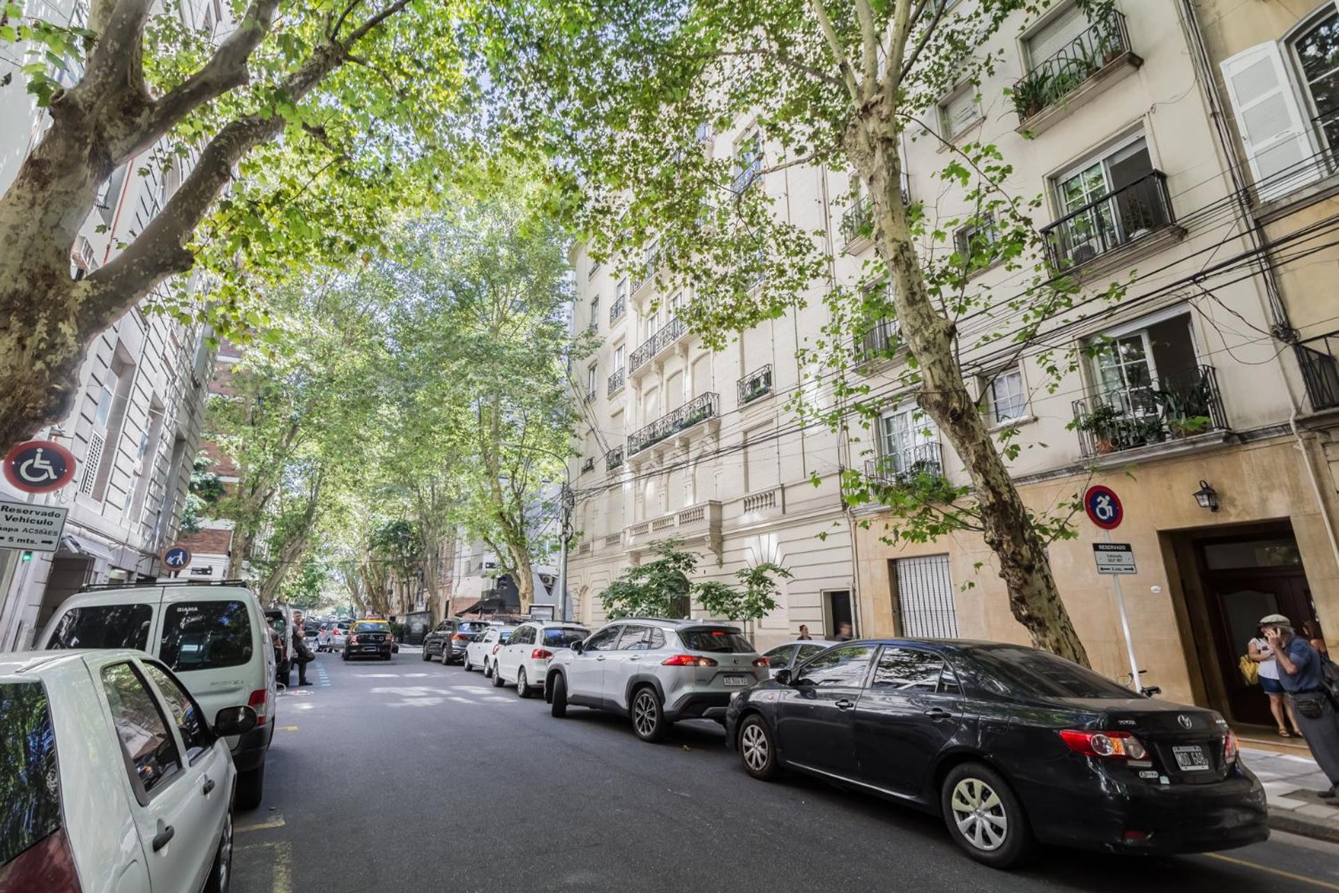 Departamento en Retiro con gran vista