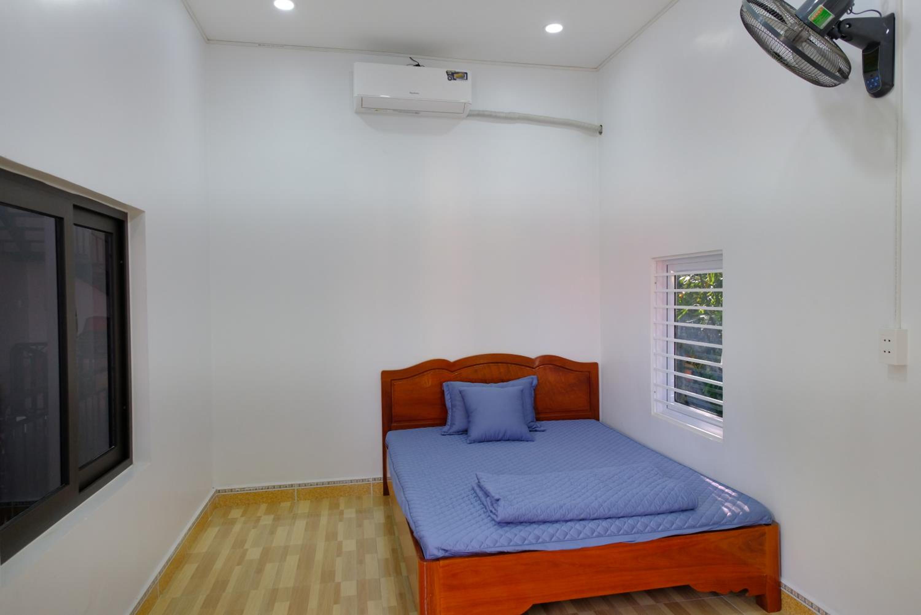 Ha Giang Hoppers Hostel and Tour