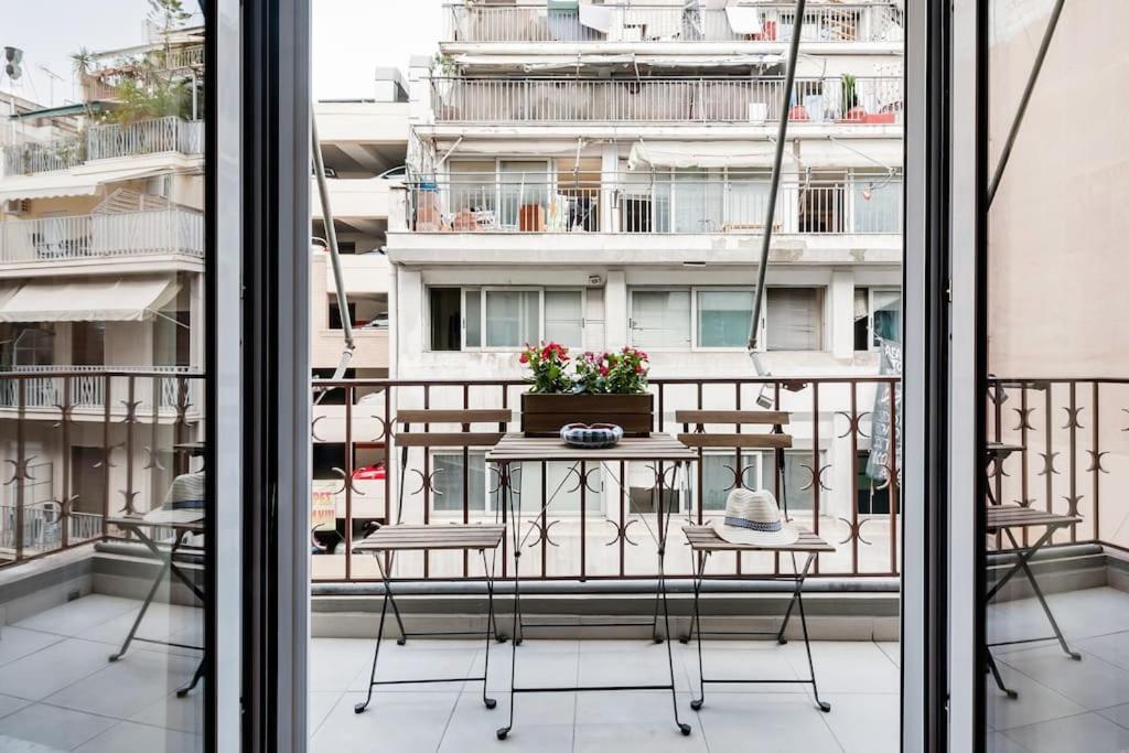 Refined Apartment by the Archaeological Museum