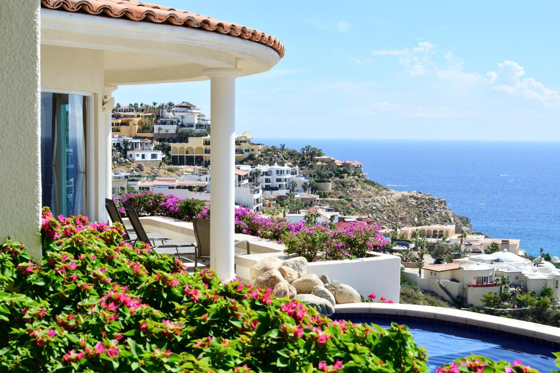 Villa Larra view 3