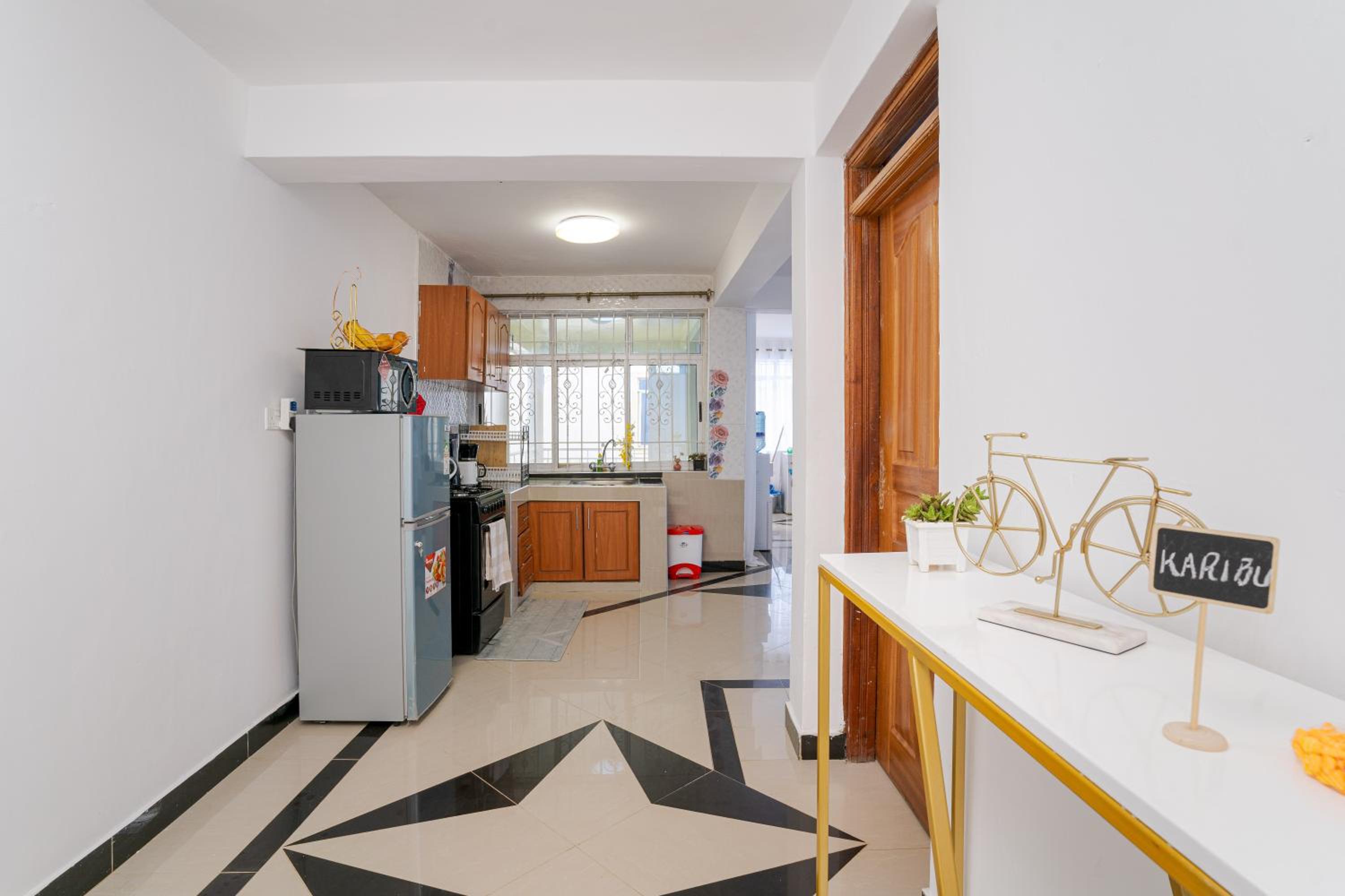 Lovely One Bedroom Apartment,Swimming pool, gym, workspace