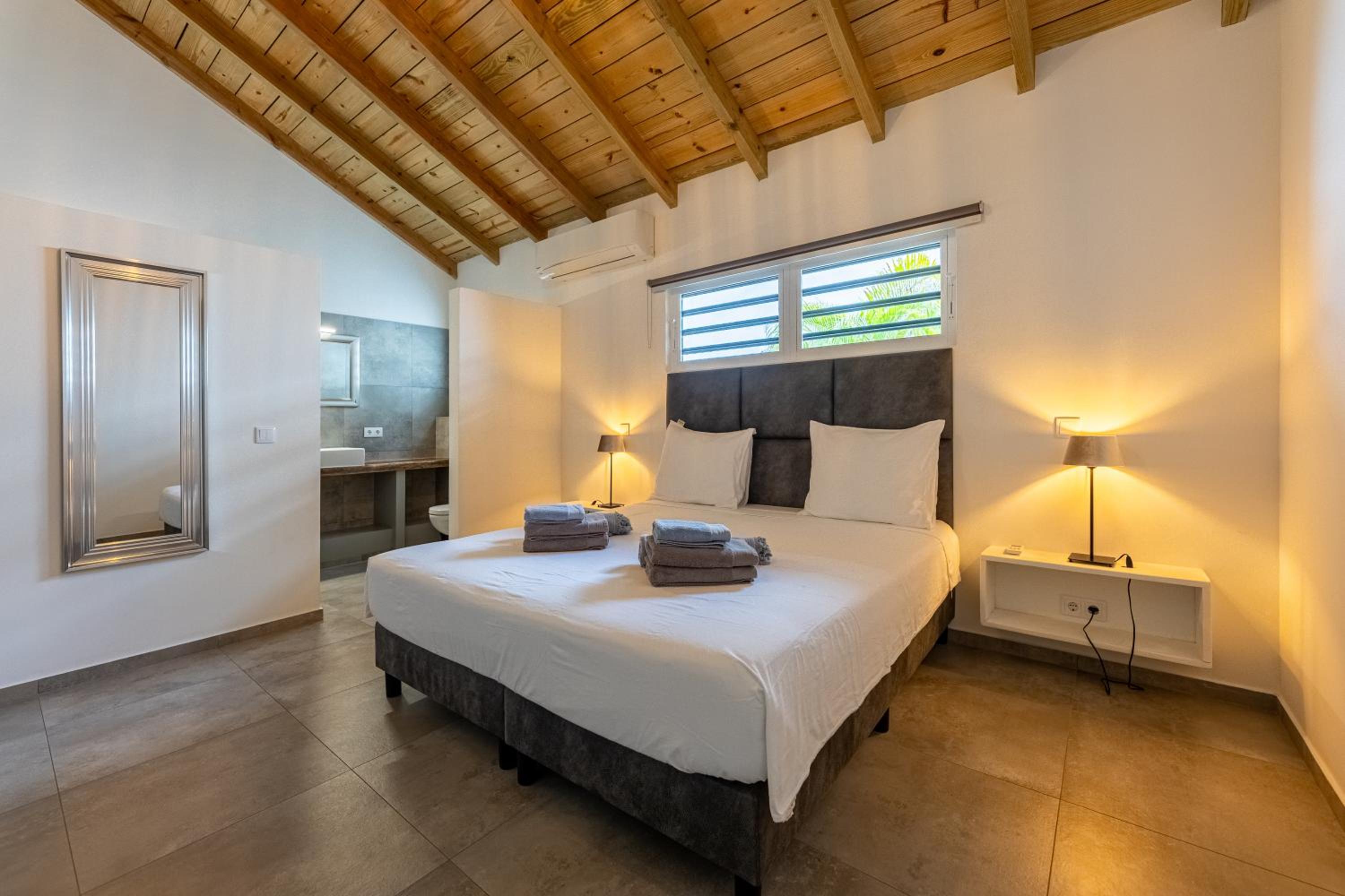 Villa Kaya Karibe
