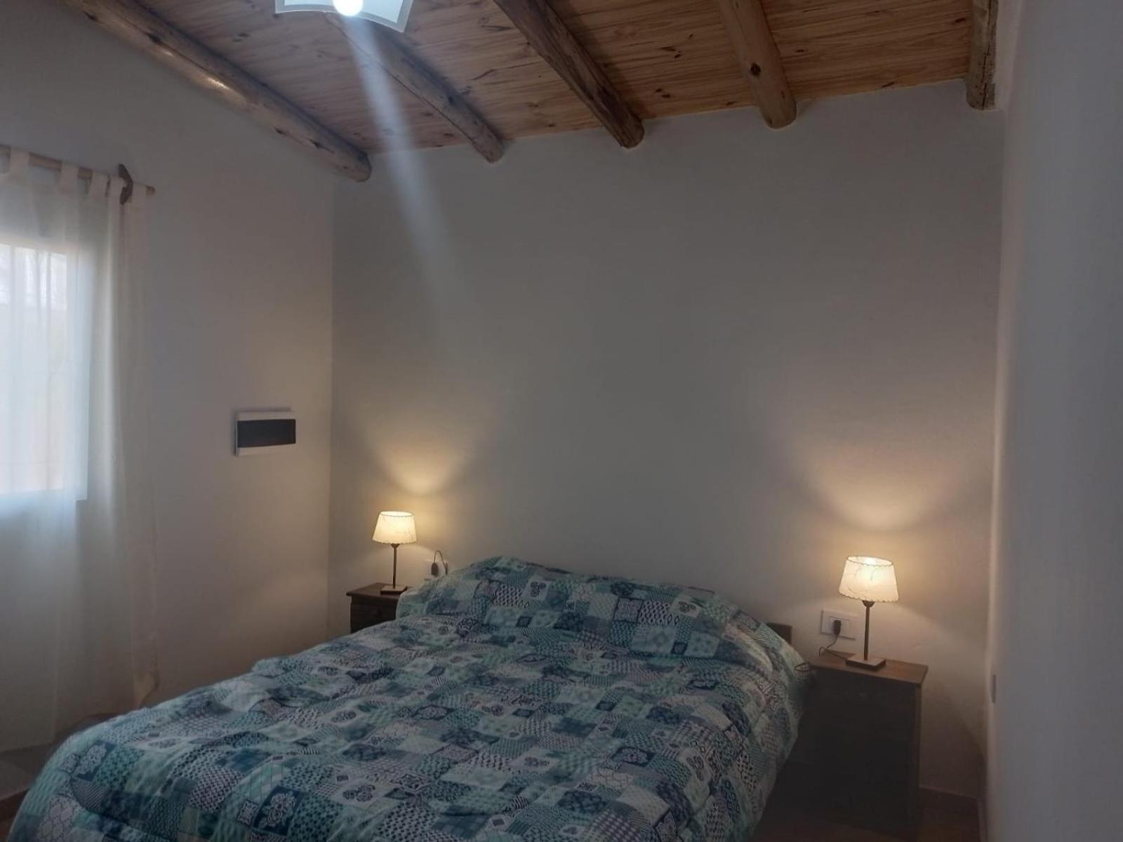 Cabañas rodeada de viñedos con piscina