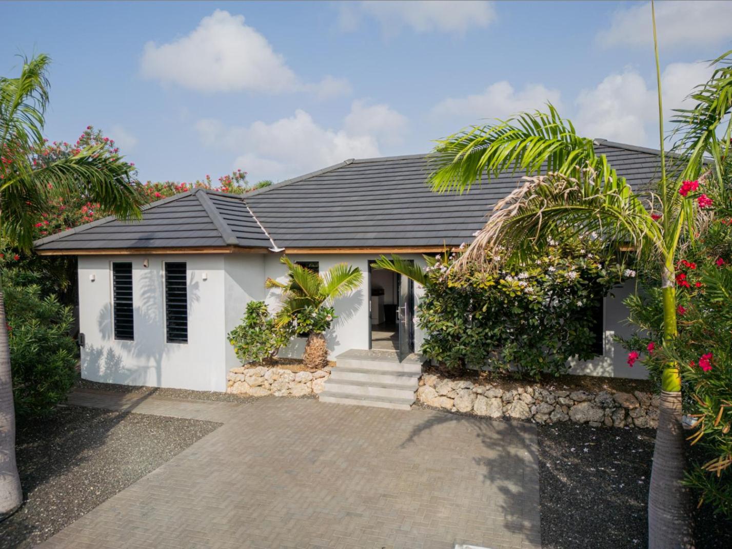Villa Kaya Karibe