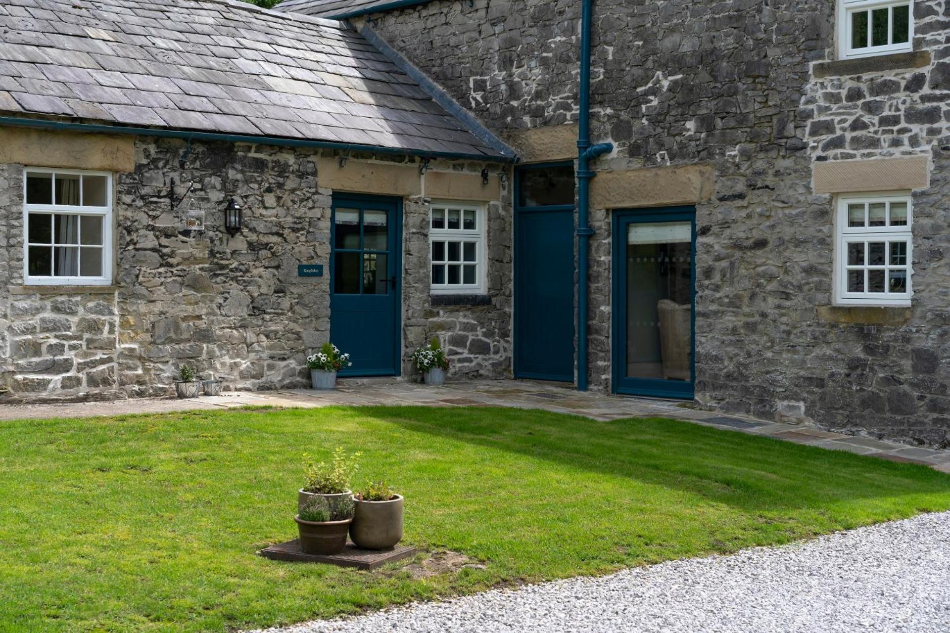 Kingfisher Cottage Upperdale Peak District