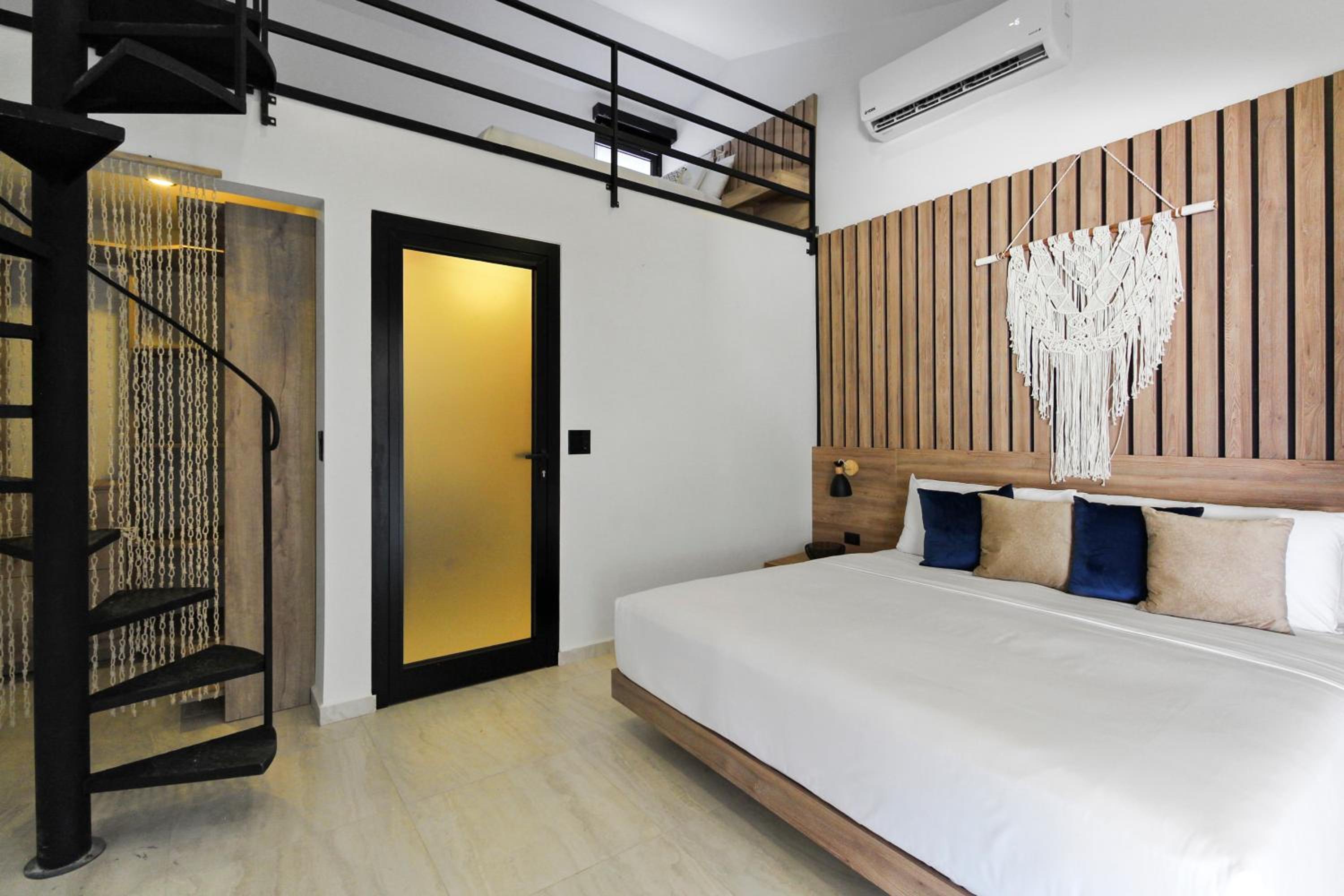 Bocobay Zen Garden Villa