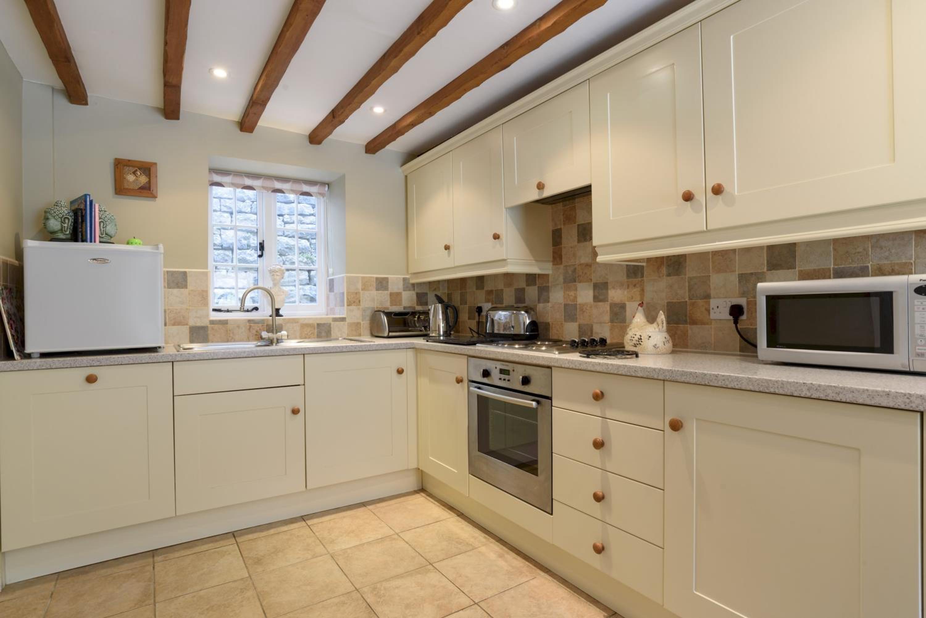 Greenhills Cottage Upperdale Peak District