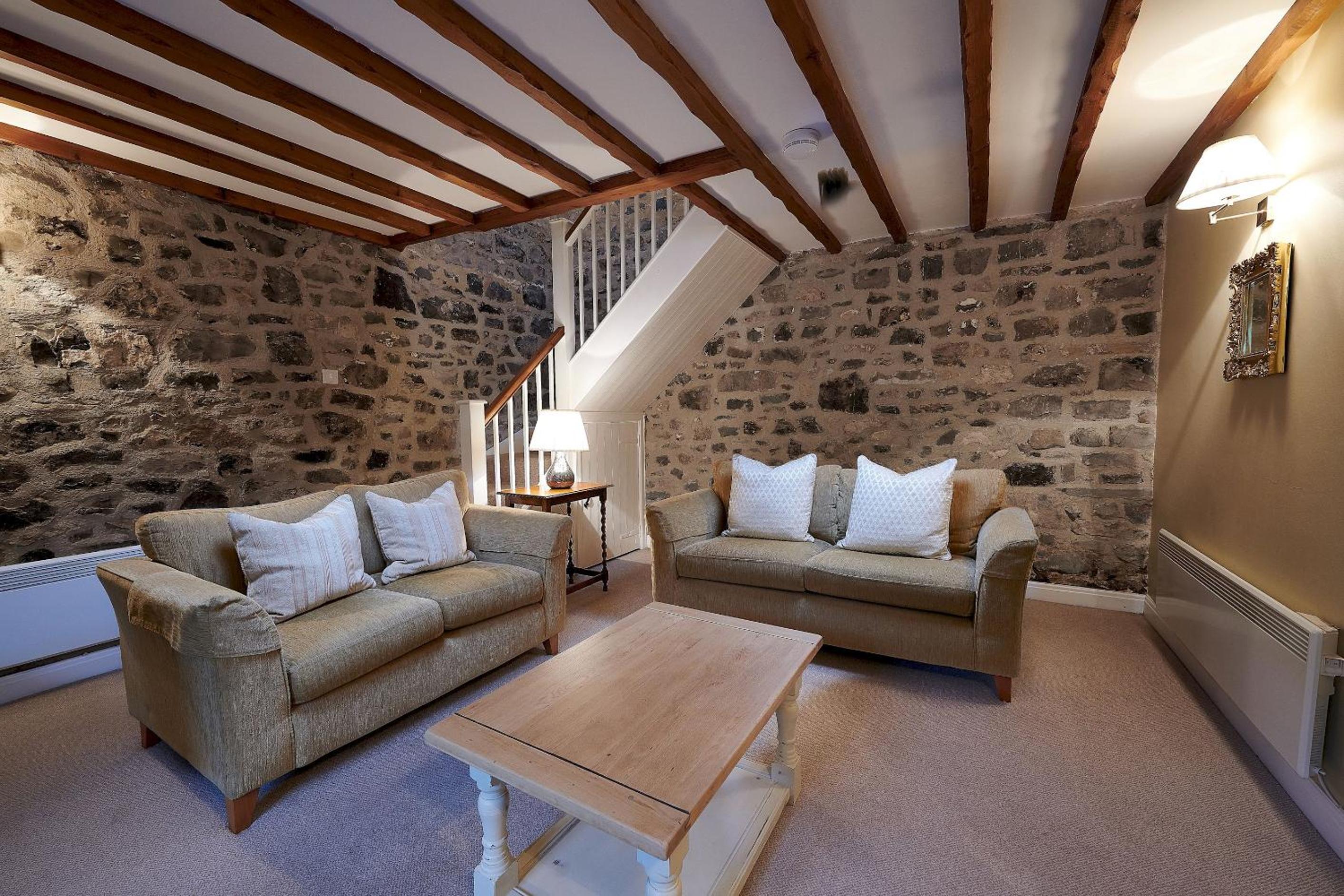 Greenhills Cottage Upperdale Peak District