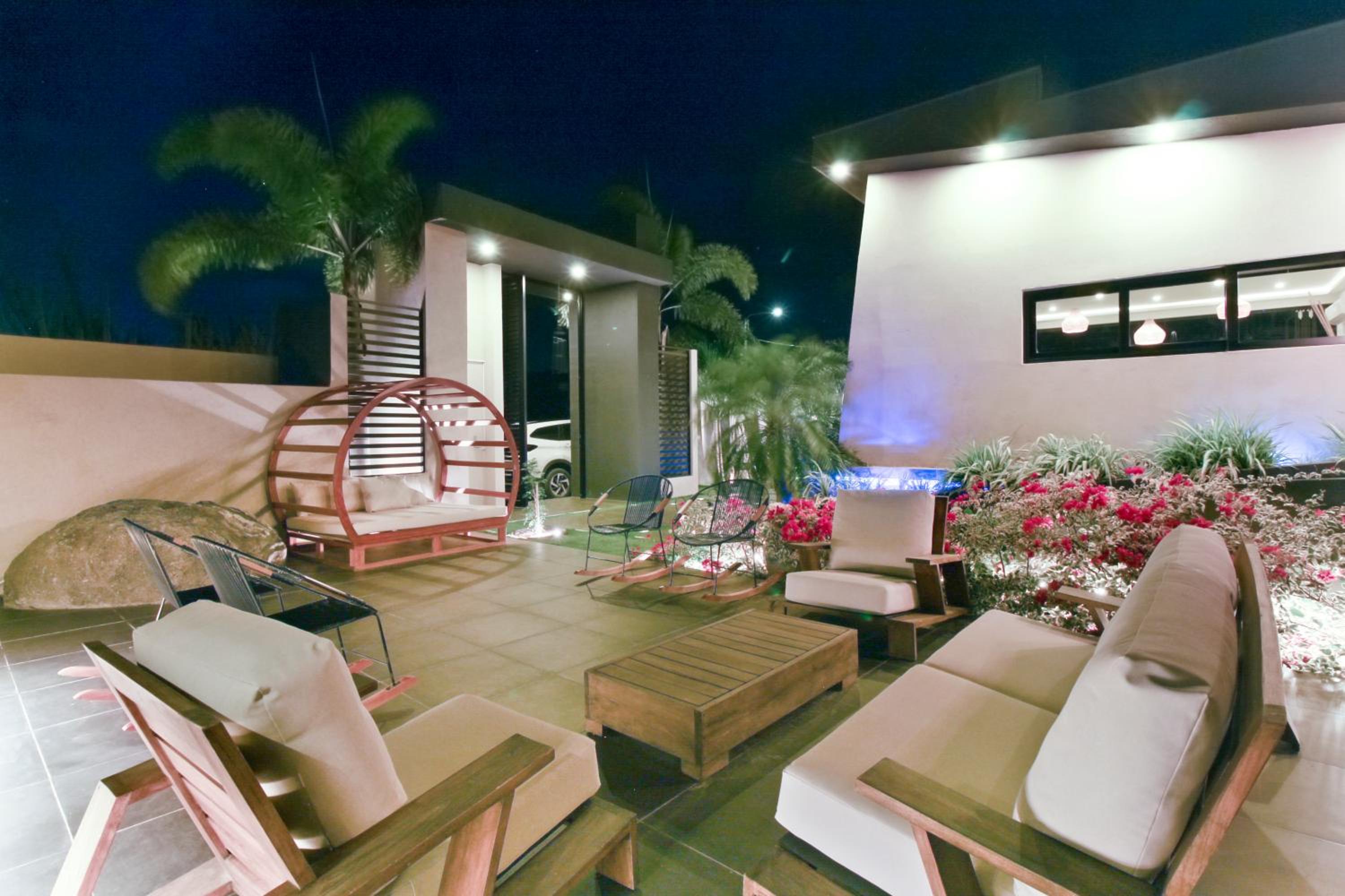 Bocobay Zen Garden Villa