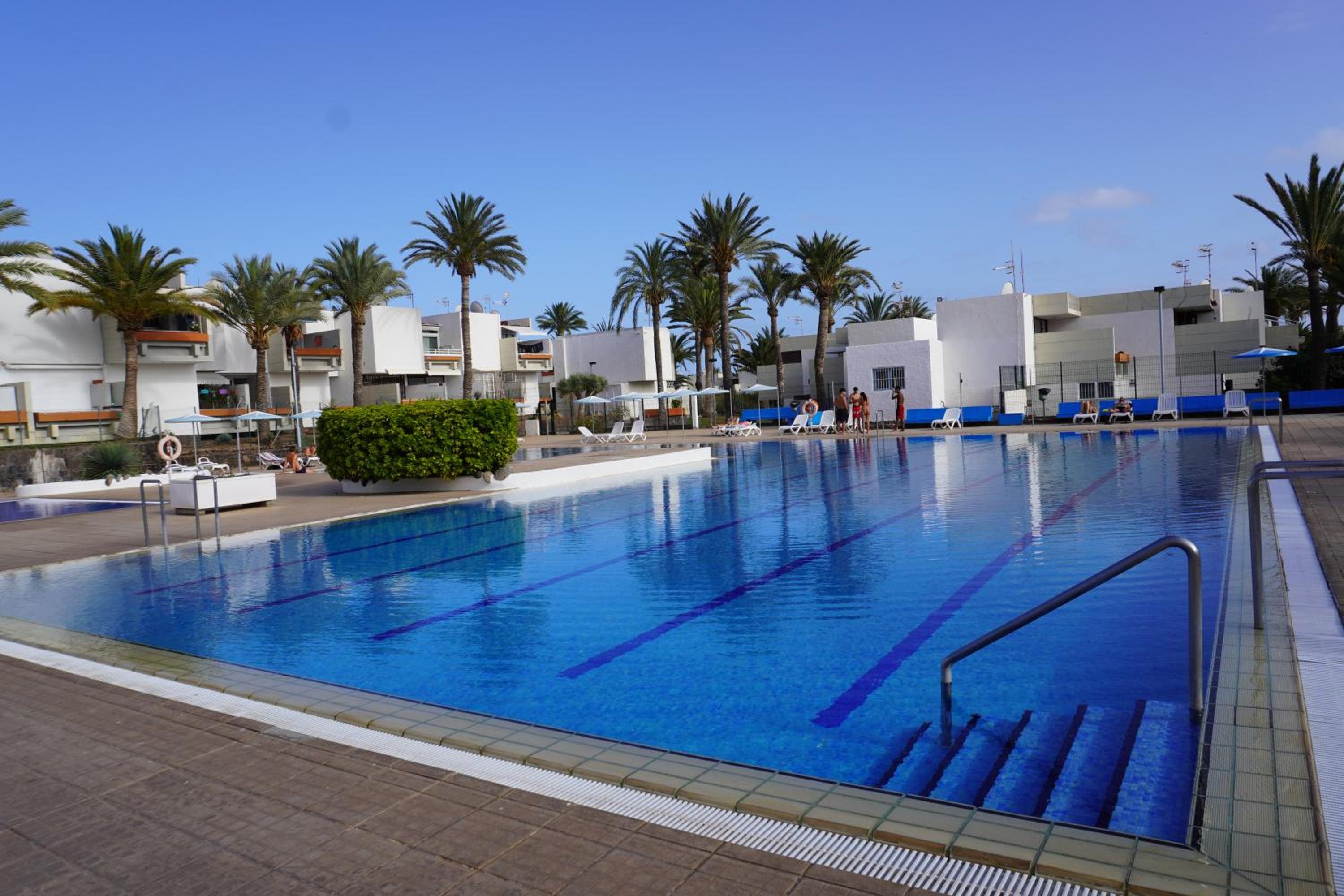 Primavera Tranquil Retreat 2-Bedroom Apartment with Balcony, Garden View & Fiber WiFi view 2