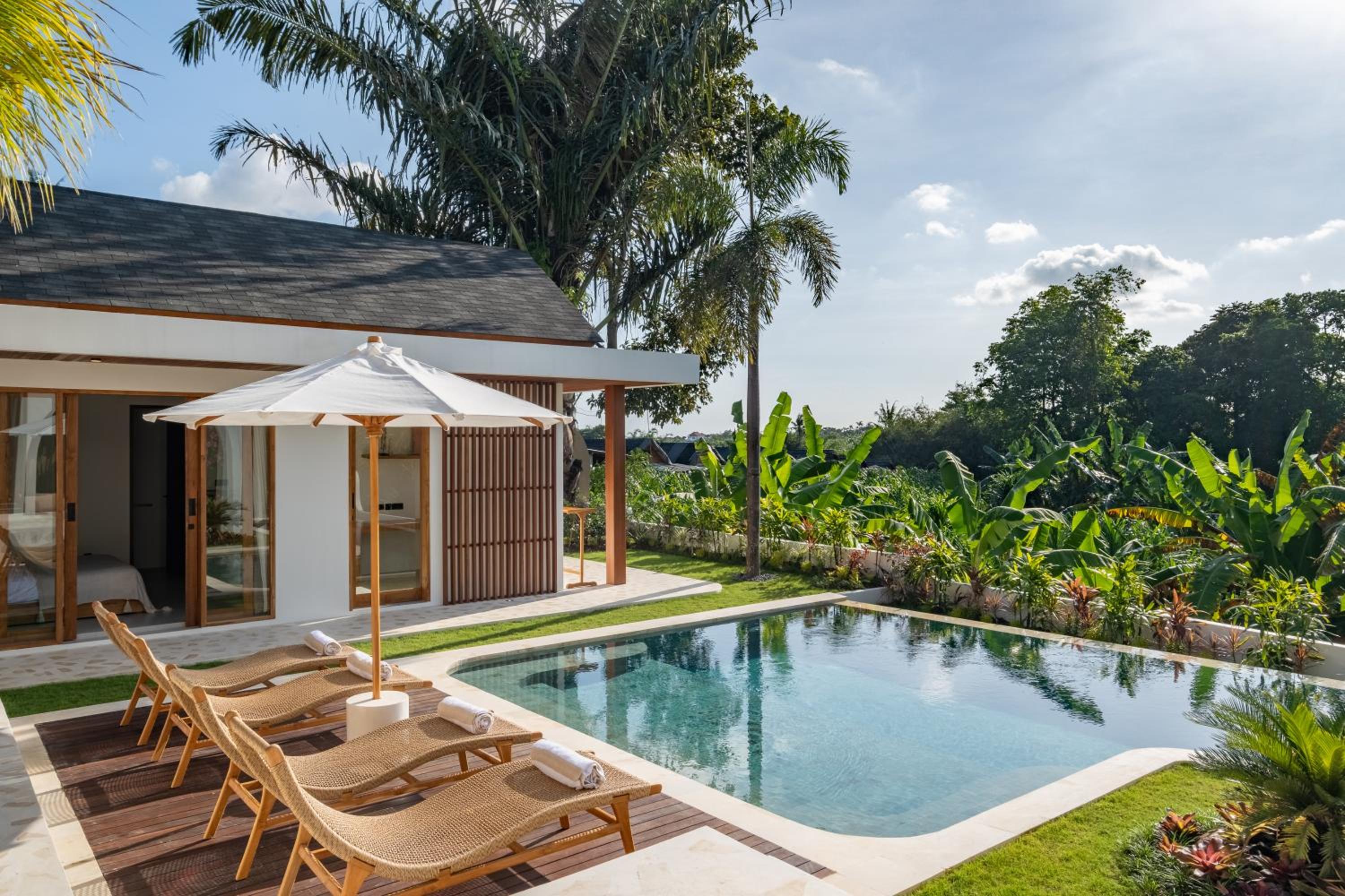 Villa Vayu - brand new villa with jungle view view 2