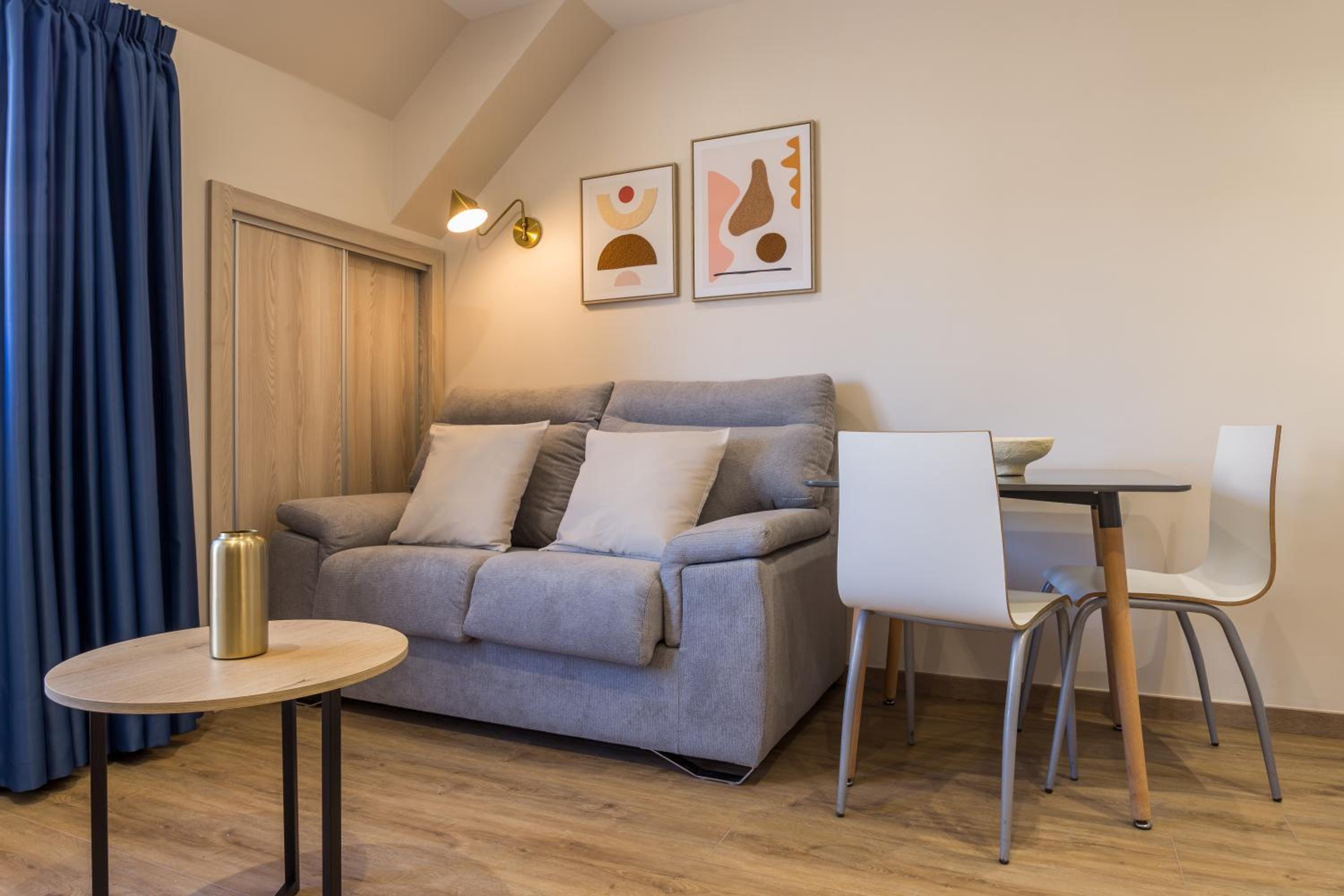 Vigo Bay Apartments by Olala Homes