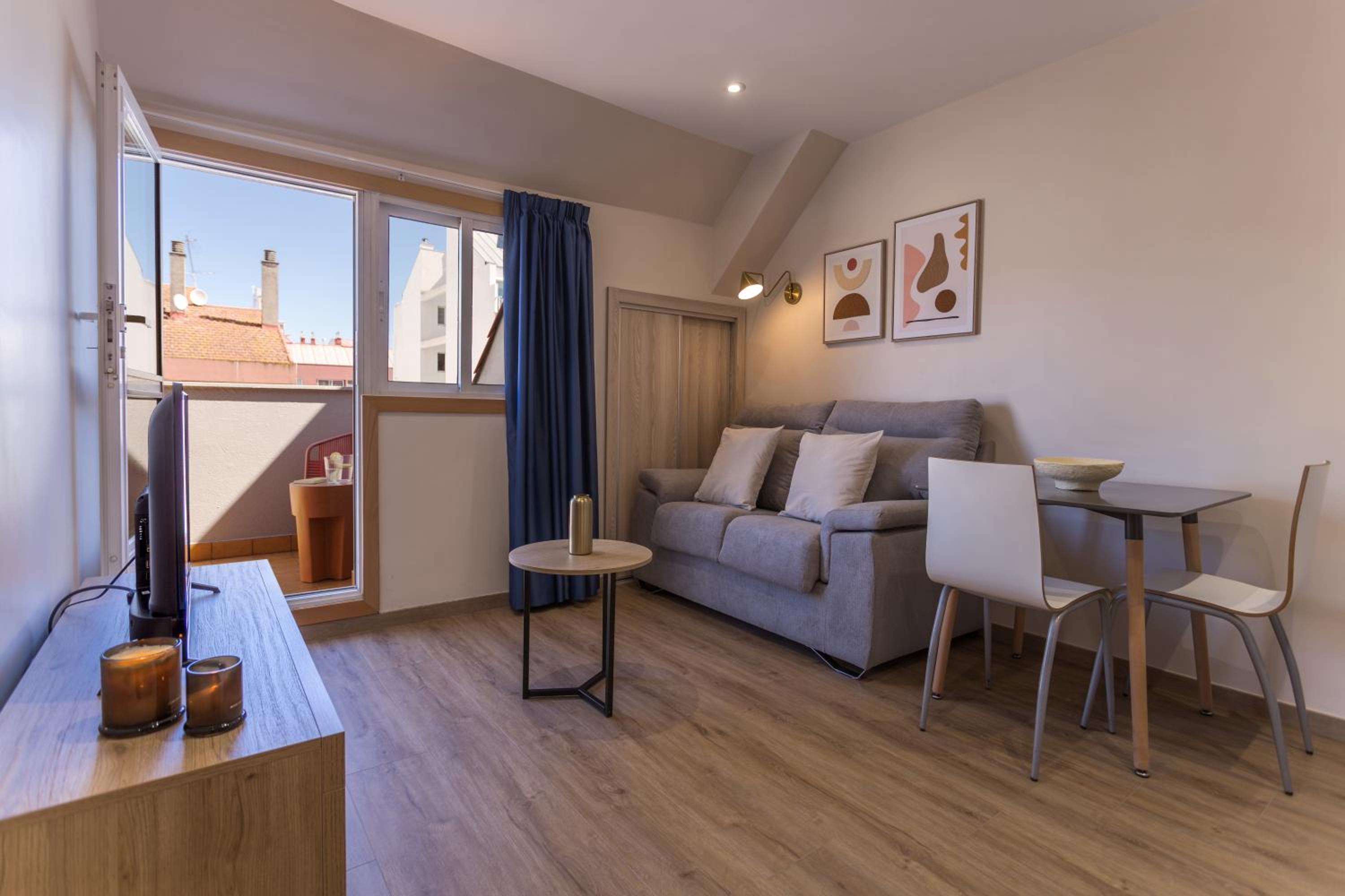 Vigo Bay Apartments by Olala Homes