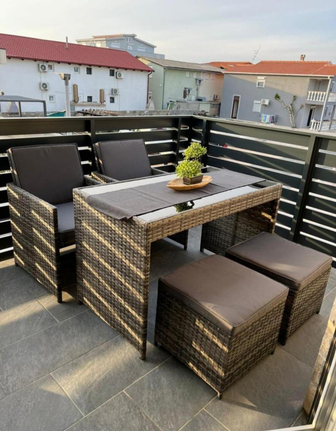 Apartmani Frane