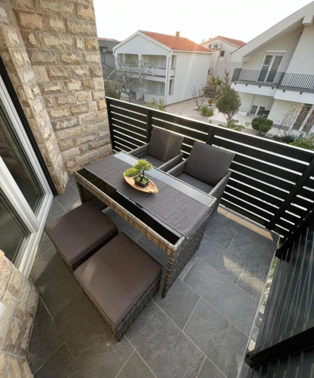 Apartmani Frane