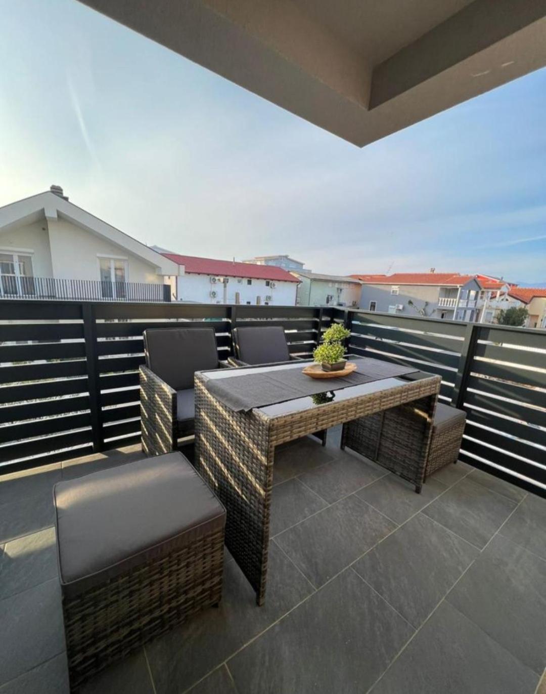 Apartmani Frane