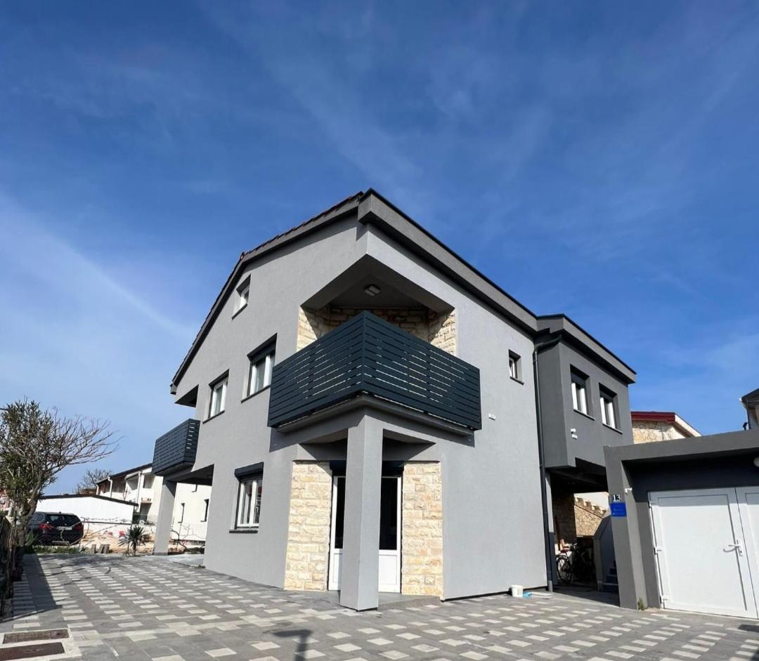 Apartmani Frane