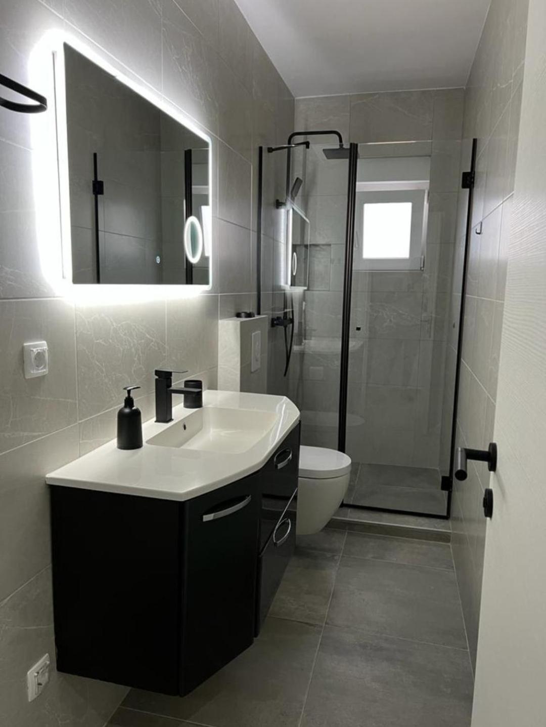 Apartmani Frane