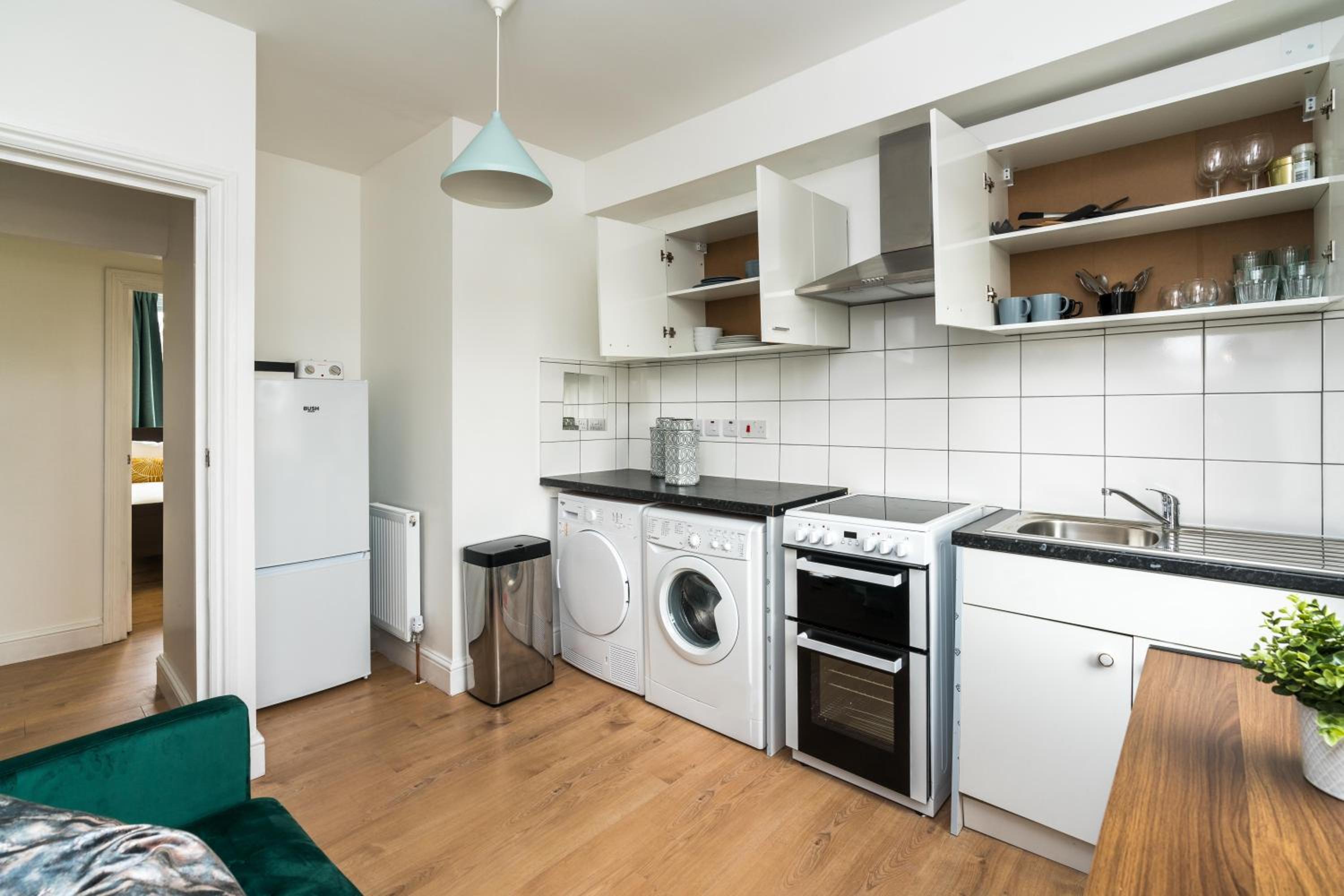 QueensMaryHospital-QueensMaryUniversity-convenient-Cosy