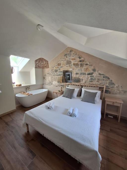 Stone house Gazda