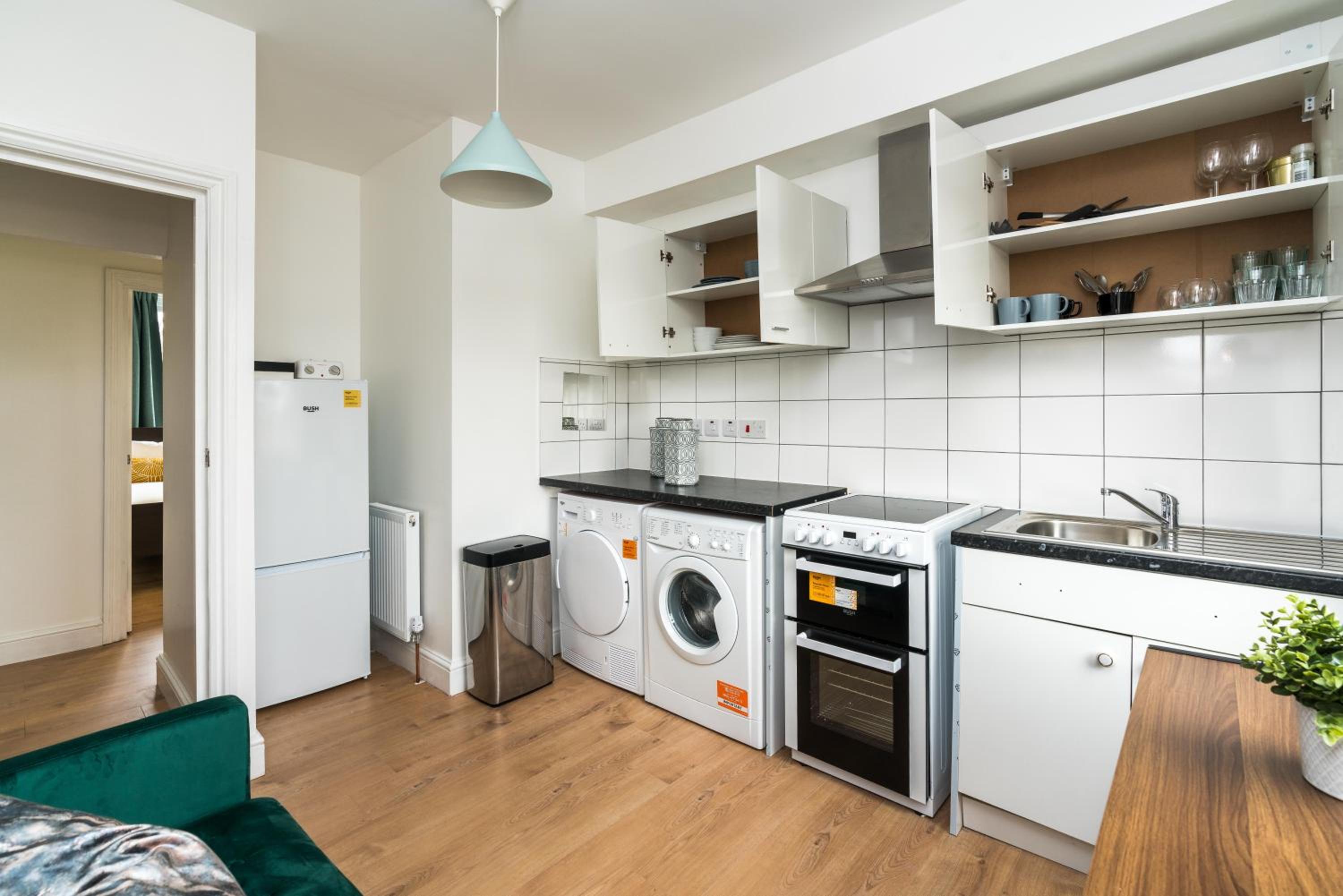 QueensMaryHospital-QueensMaryUniversity-convenient-Cosy