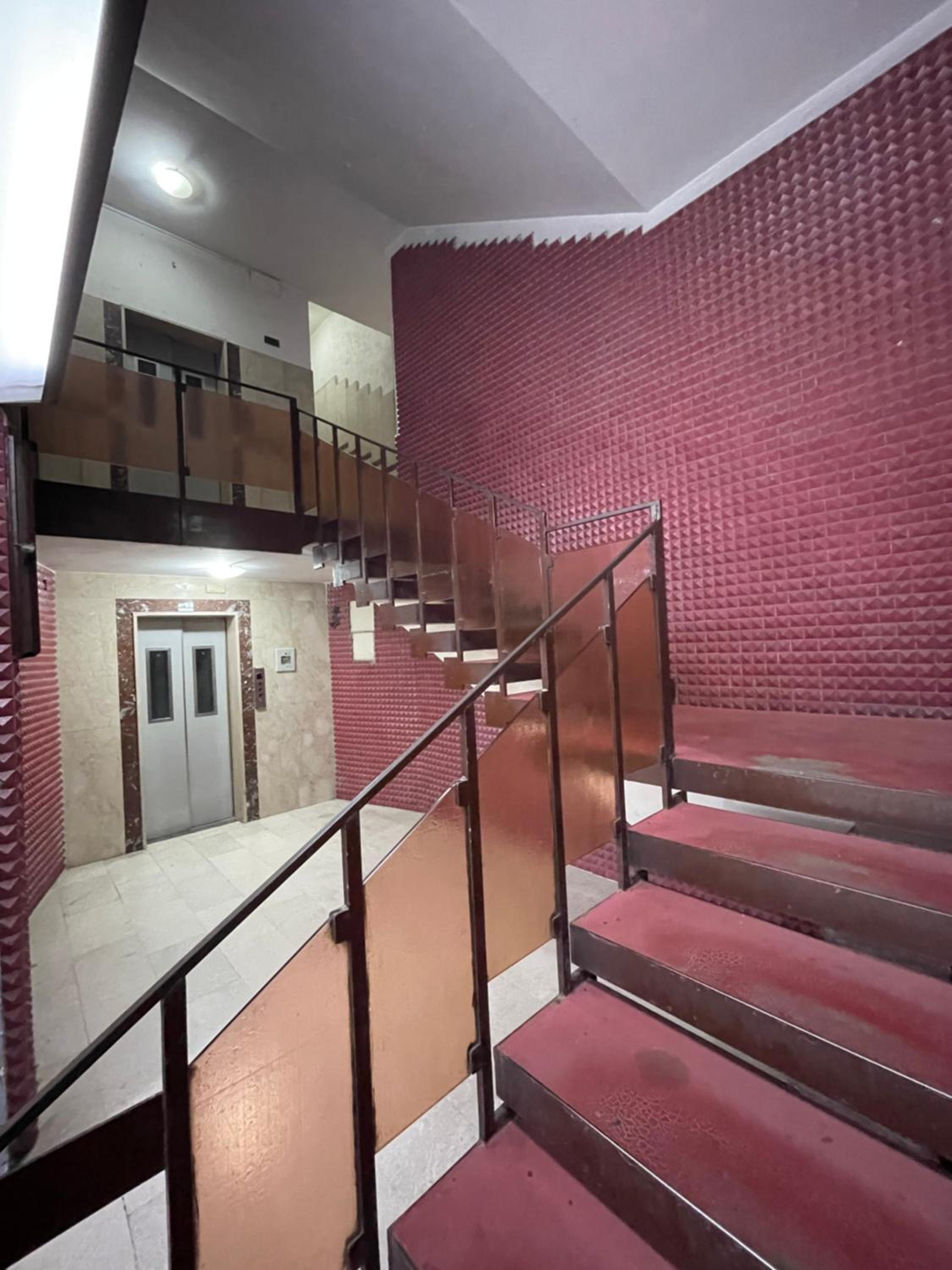 REGAL HOME Apartment