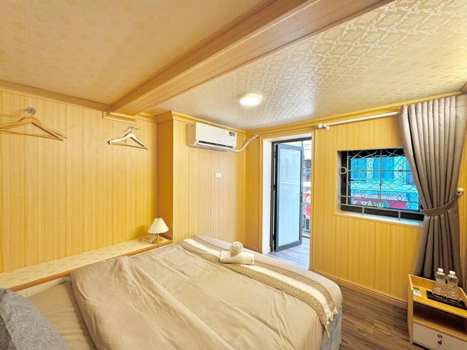 The Little Home - Hà Trung - 3 Bedroom - Hidden Gem - Balcony - Hoan Kiem lake